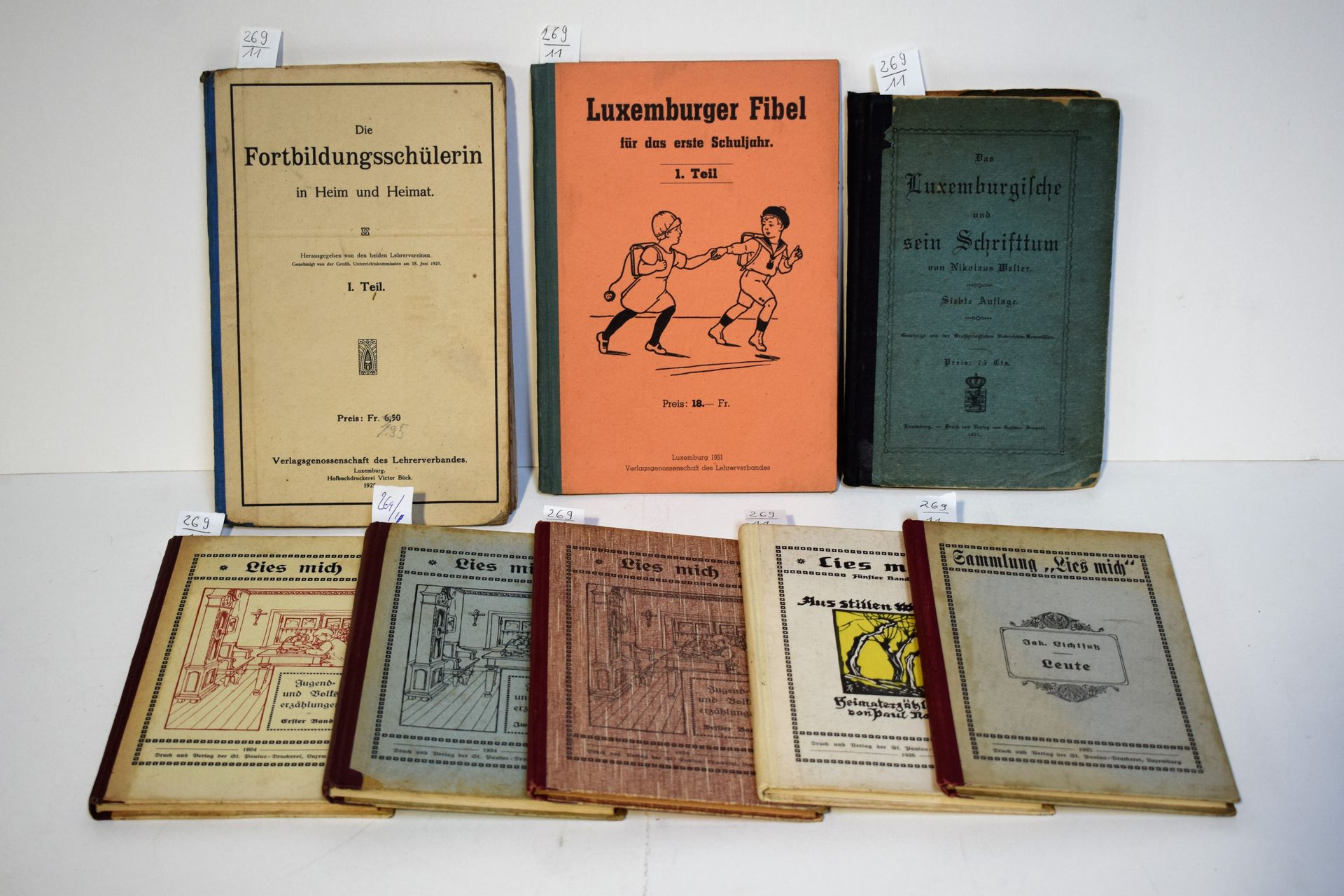 Null (学校) 1.2、《卢森堡人》，第二部分，1925年。 3、《尼古拉斯-韦尔特》，《卢森堡和他的慈善事业》，1921年。 4、《我的谎言》，《少年和青&hellip;