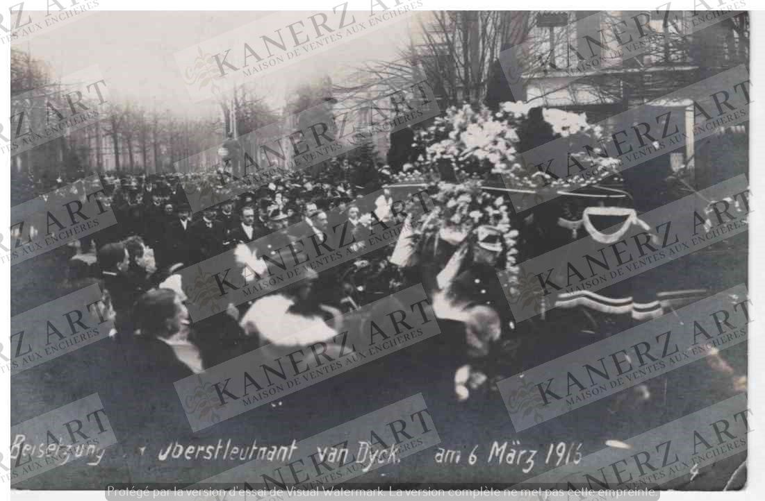 (WAR I) Carte photo des funérailles de lieutenant-colonel Van Dyck le 6 mars 191&hellip;