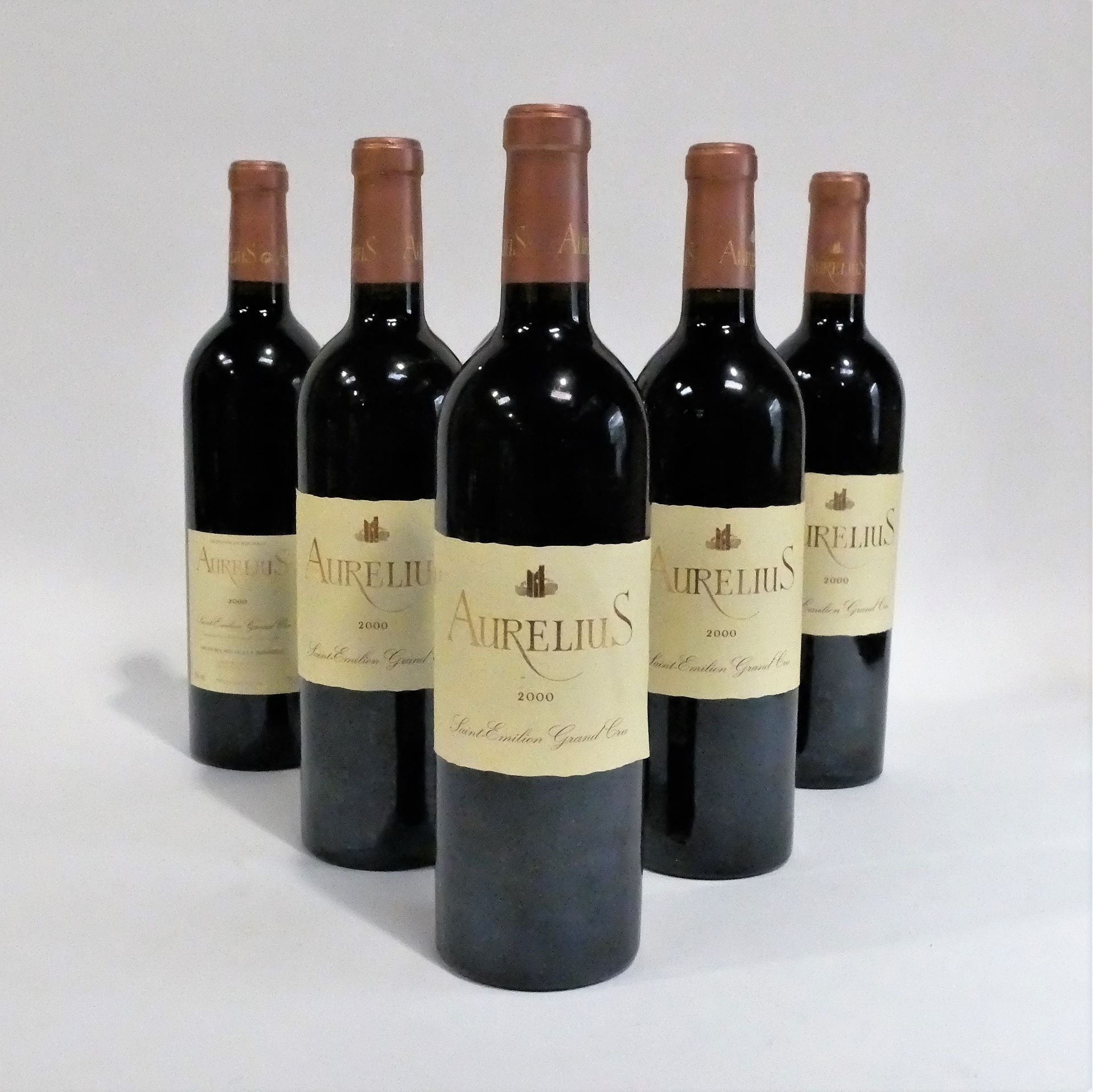 Null (SAINT-ÉMILION) Ensemble de 6 bouteilles du Château AURELIUS, Grand Cru Cla&hellip;