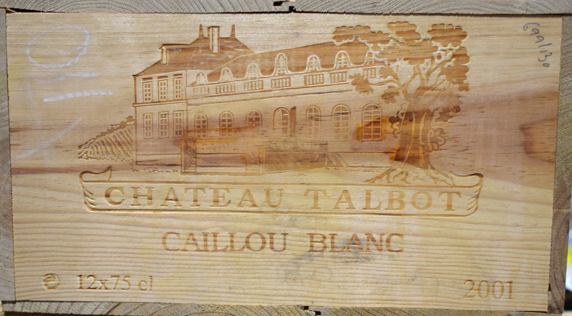 Null (MEDOC) In a wooden case, set of 12 bottles of Château TALBOT "Caillou Blan&hellip;