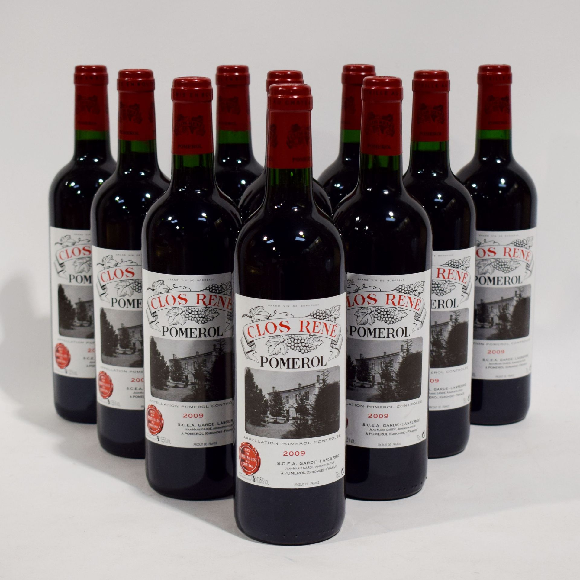 Null (POMEROL)一套10瓶CLOS RENÉ酒庄的葡萄酒，波美侯产区，年份2009，良好