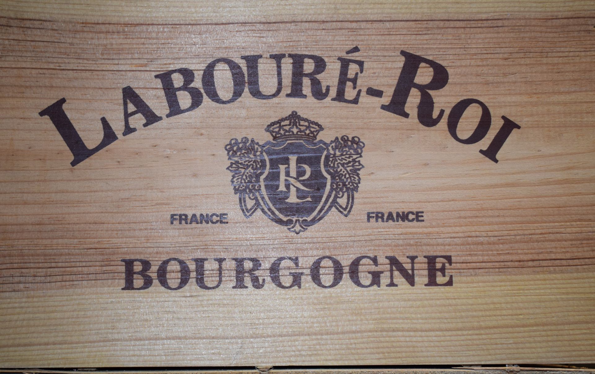 Null (POMMARD)木箱中，一套6瓶来自LABOURÉ-ROI的POMMARD, 1er Cru, Red, Vintage 2000