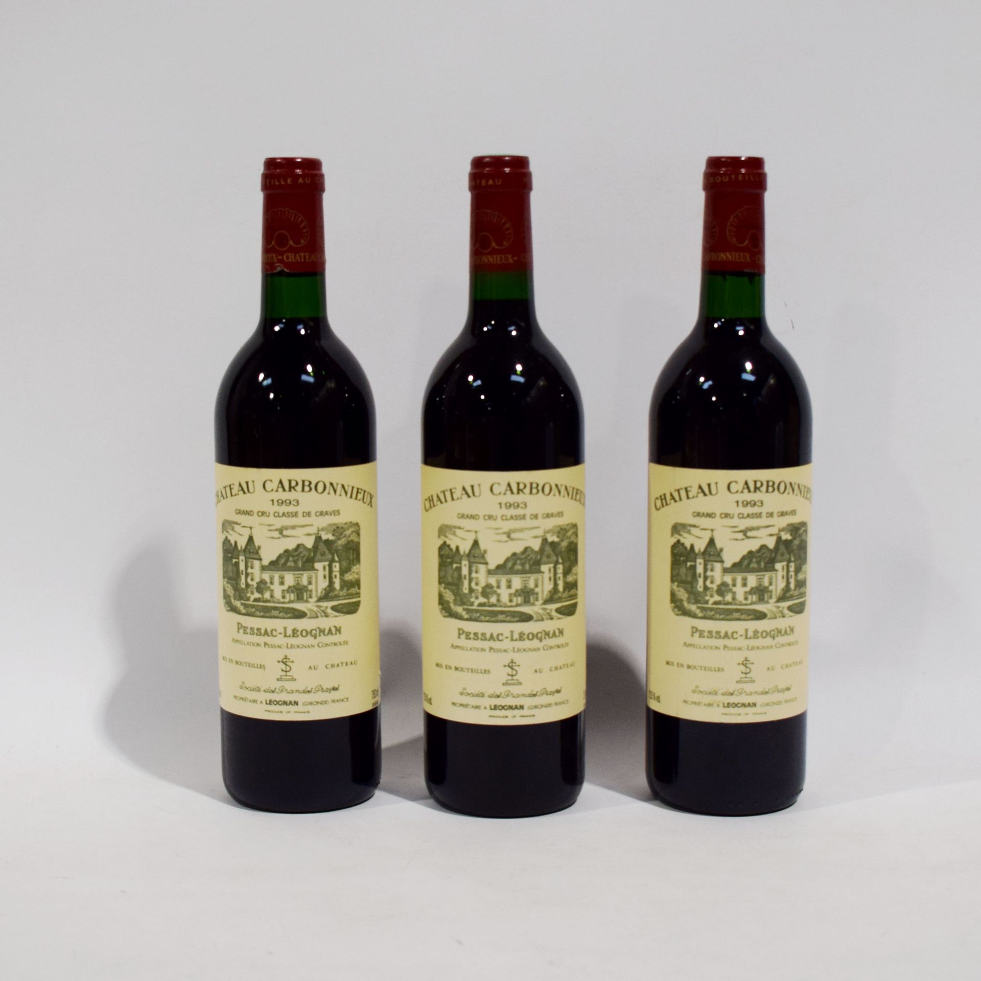 Null (PESSAC) Lote de 3 botellas de Château CARBONNIEUX, Grand Cru Classé de Gra&hellip;