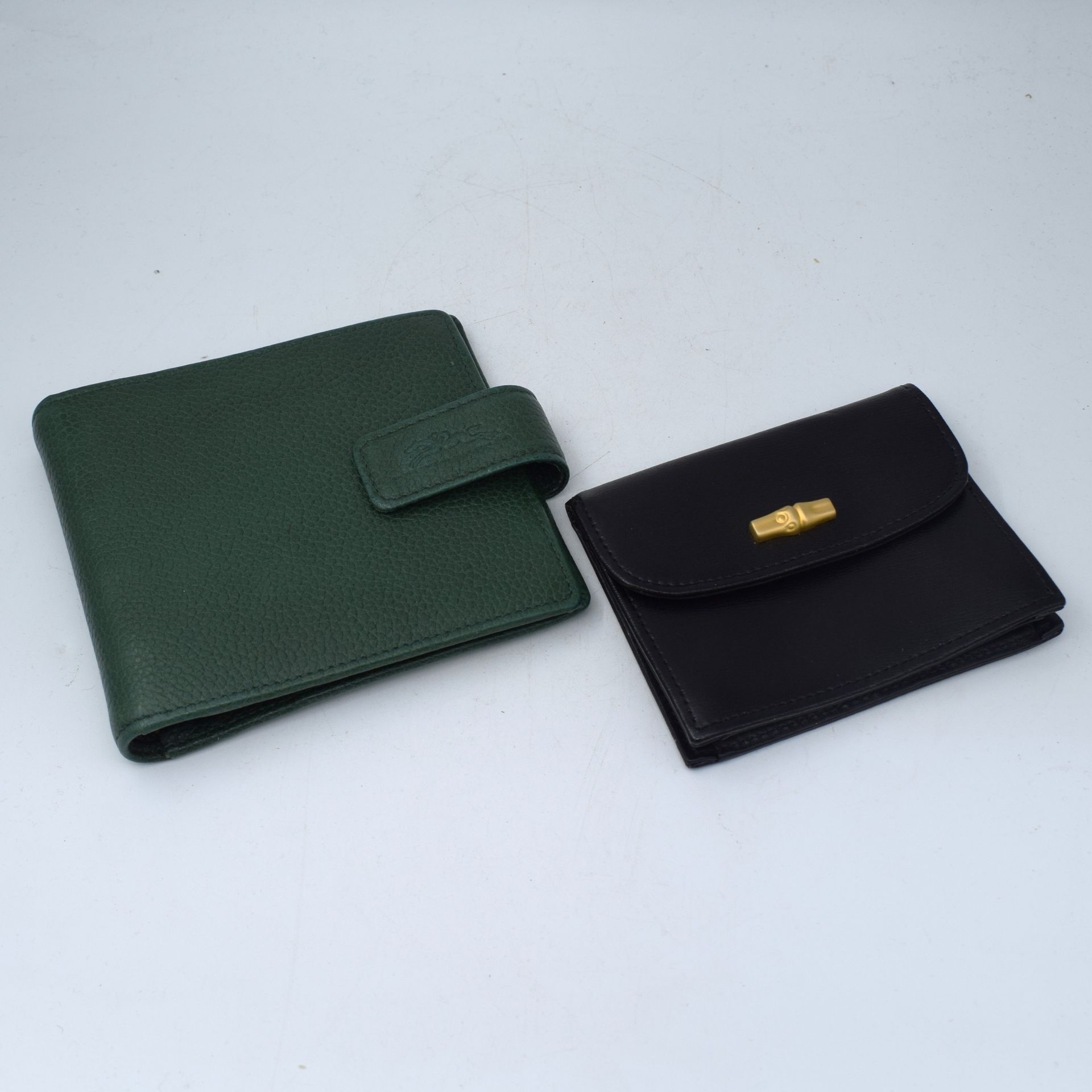 Null (LONGCHAMP)黑色小皮币钱包，金色金属竹柄，LONGCHAMP，8 x 10 cm + 绿色小皮袋日记本，LONGCHAMP，10.5 x 1&hellip;