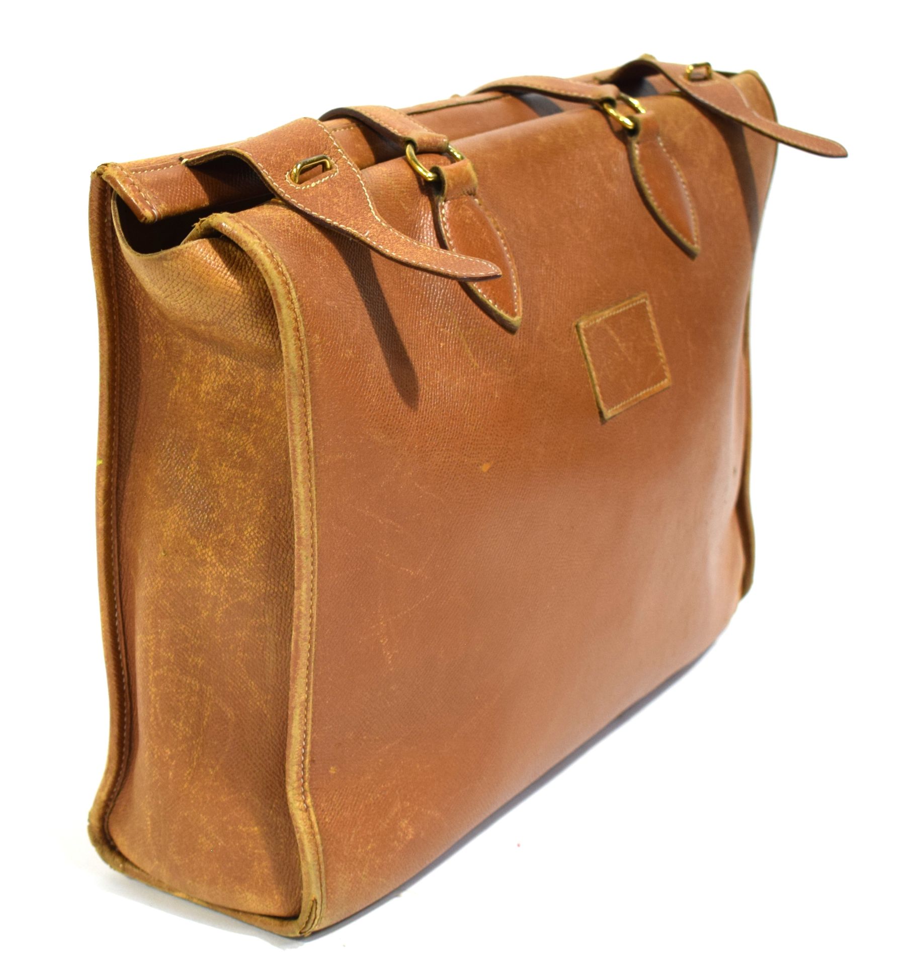 Null HERMES Vintage
Brown leather tote bag, 39 cm
Corners and interior slightly &hellip;