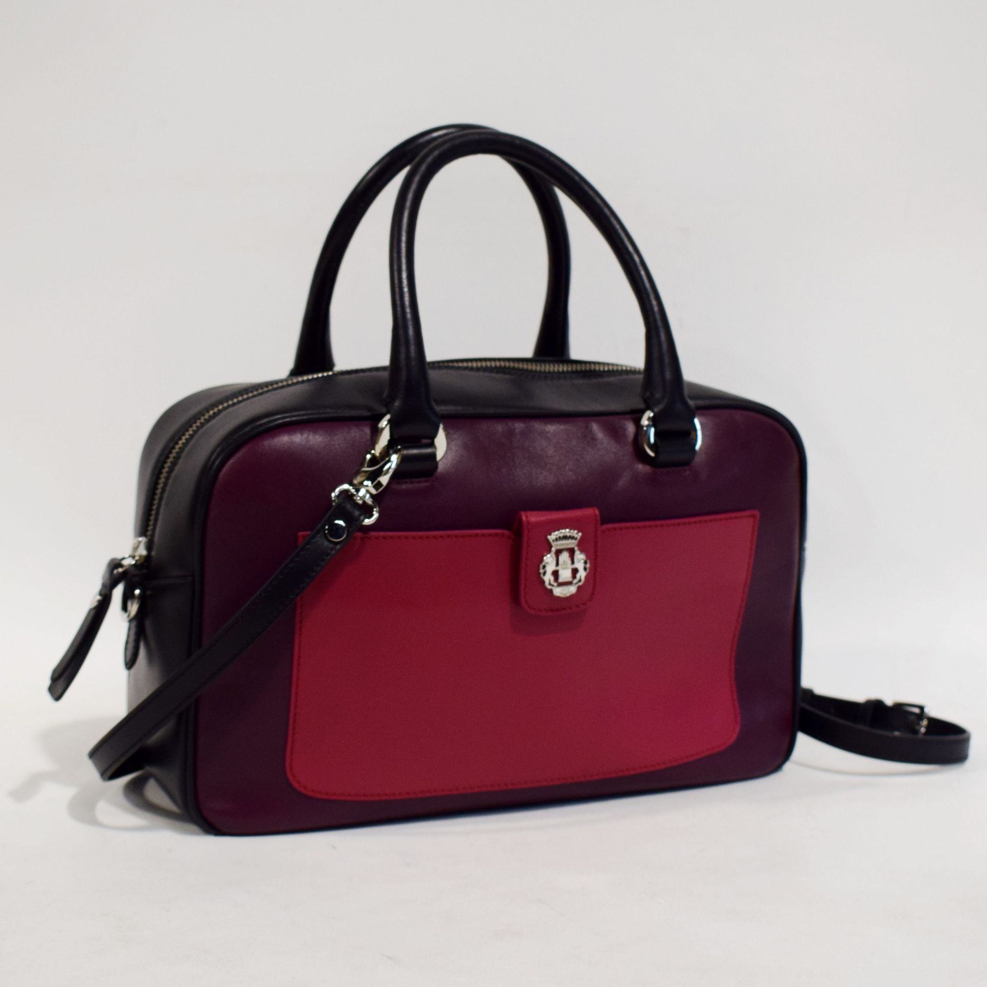 Null ROECKL
Roeckl Handtasche, deutsche Lederwaren, Farbe rot und schwarz, Marke&hellip;