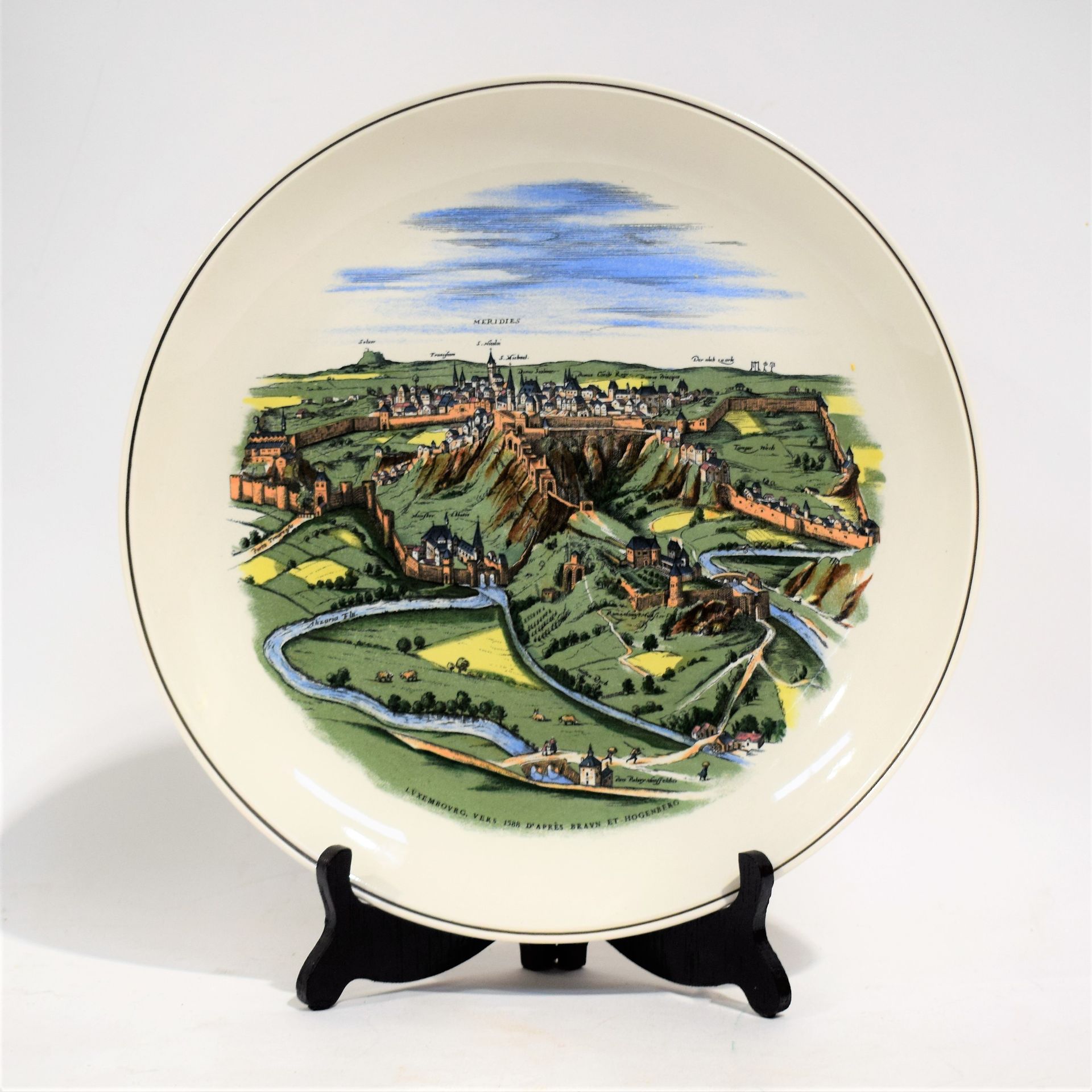 Null (VILLEROY)VILLEROY BOCH陶器公司为卢森堡市千禧年制作的大圆盘，1963年，约1588年的卢森堡景色，出自Braun和Hogenb&hellip;