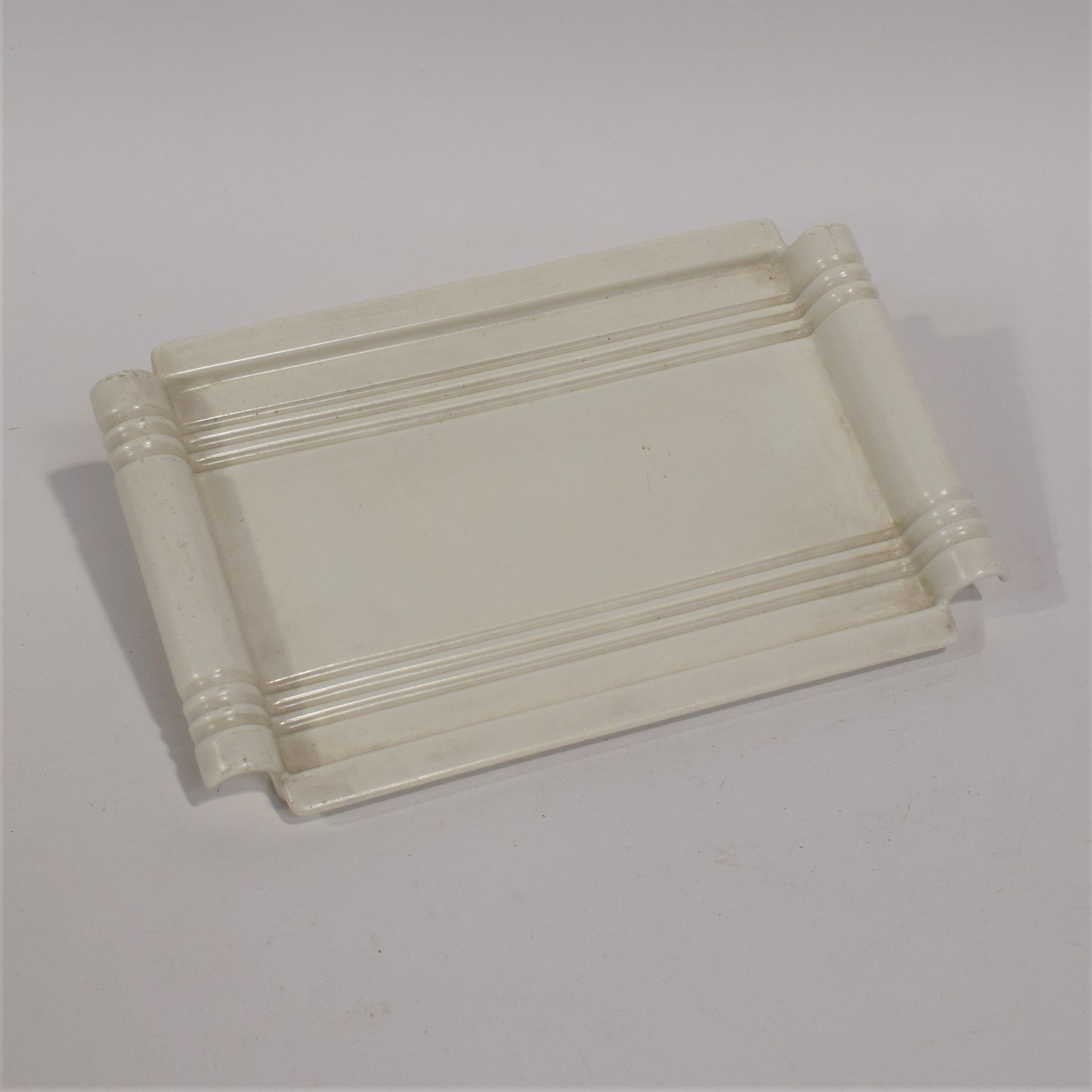 Null (VILLEROY BOCH) Rare VILLEROY BOCH earthenware rectangular tray, cream colo&hellip;