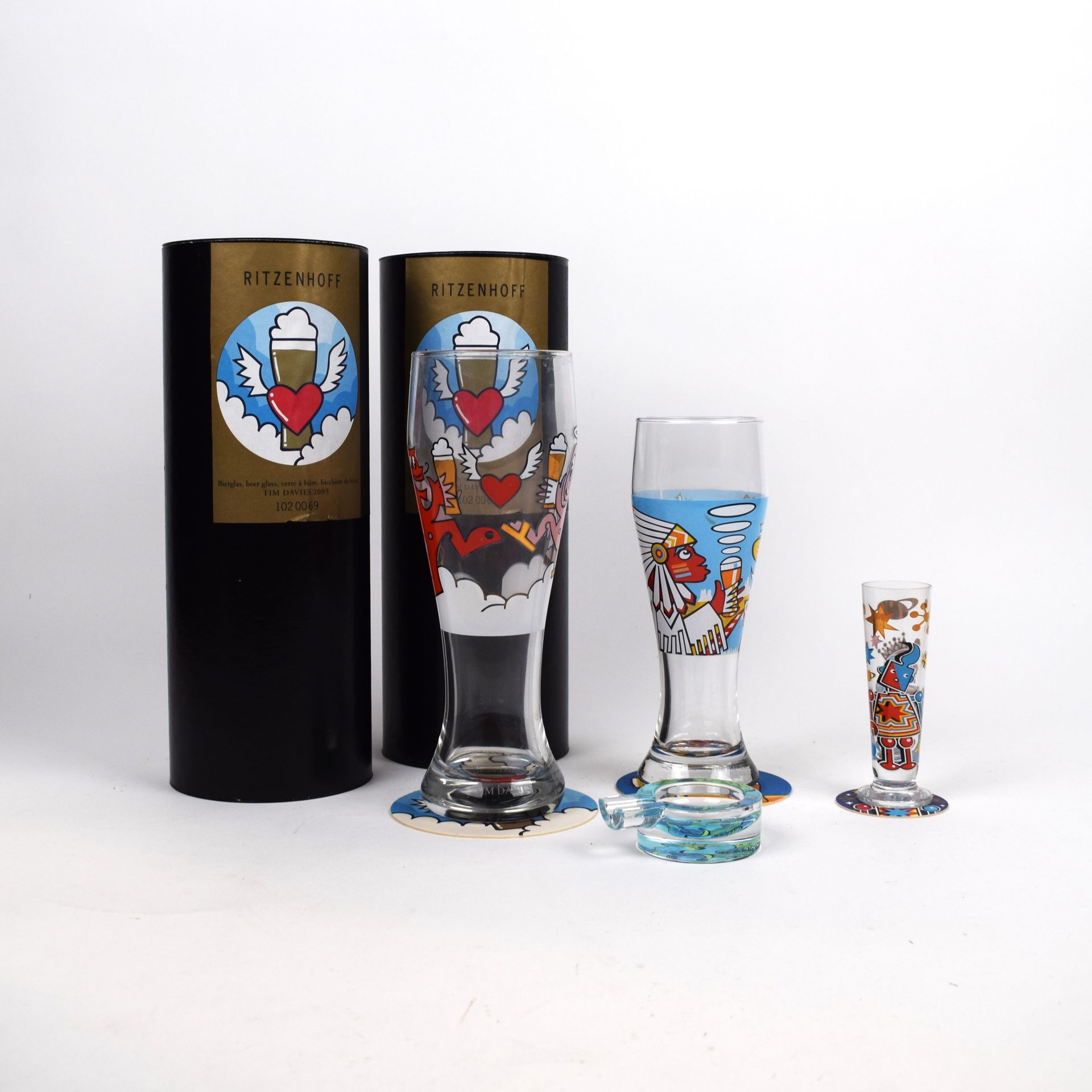 Null RITZENHOFF. Collection de verre dessinée par Tim DAVIES :
- 3 verres à bièr&hellip;