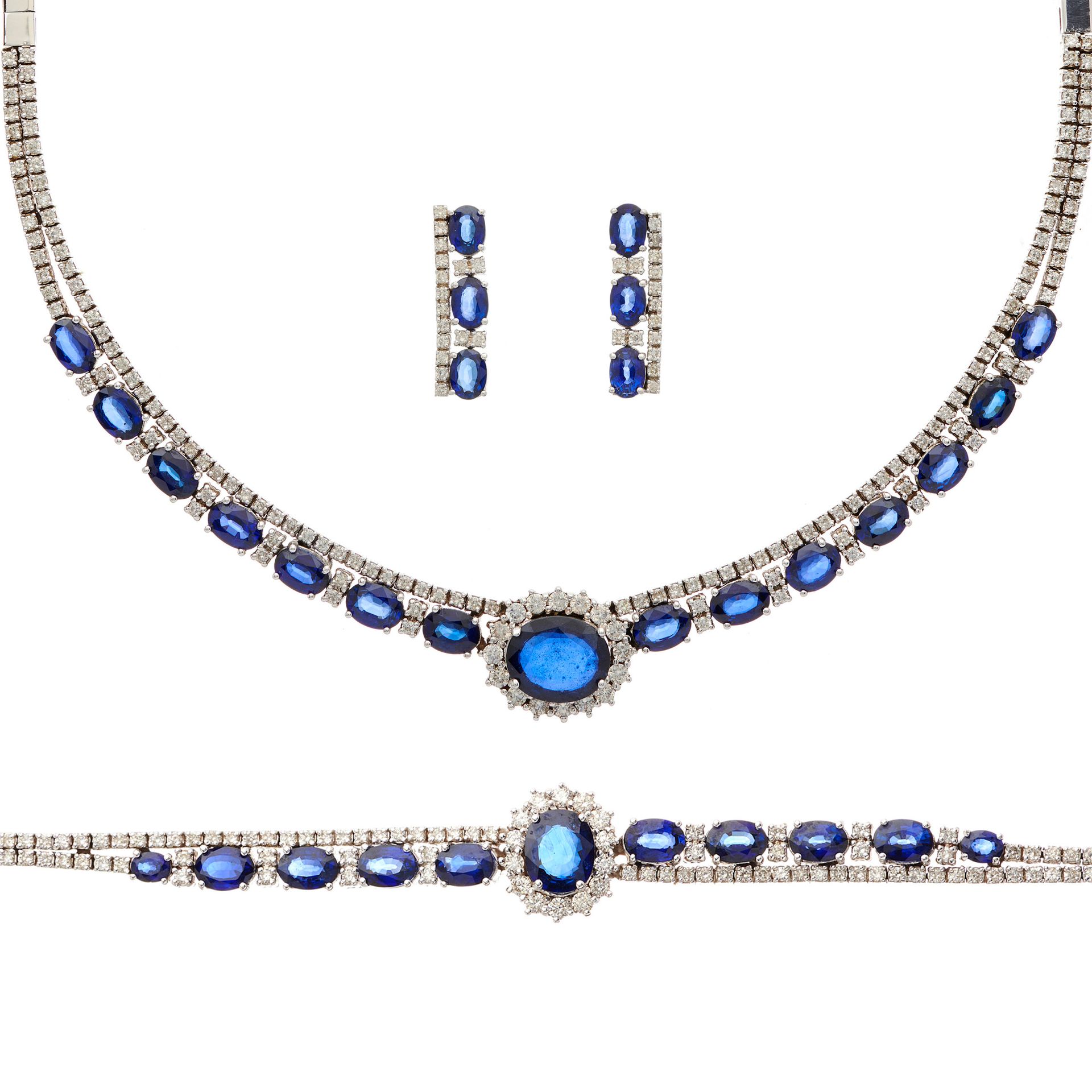 Null An impressive set of 18ct gold sapphire and diamond jewellery, to include a&hellip;