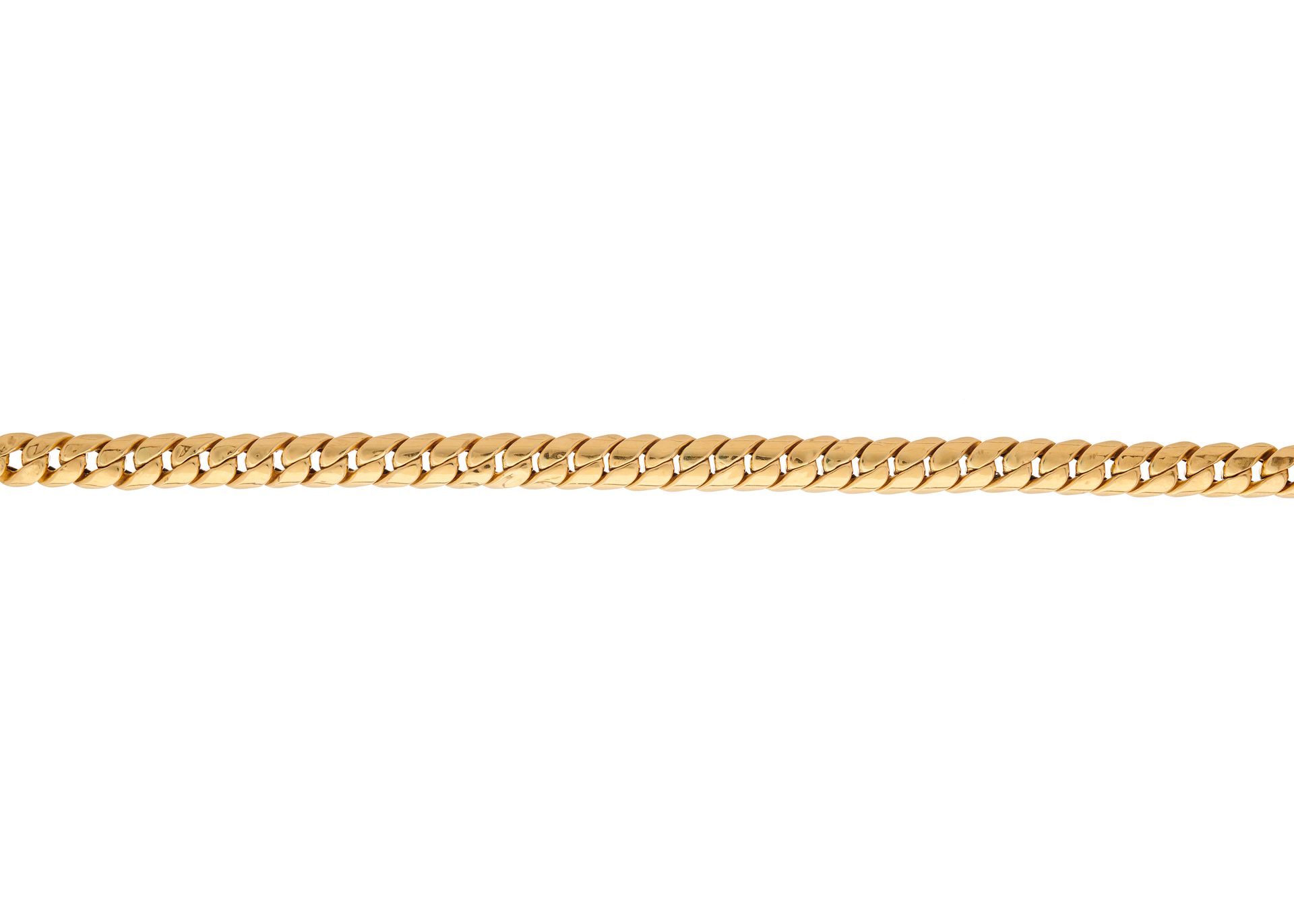 Null Ein italienisches Goldarmband mit flachen Gliedern, mit Karabinerverschluss&hellip;