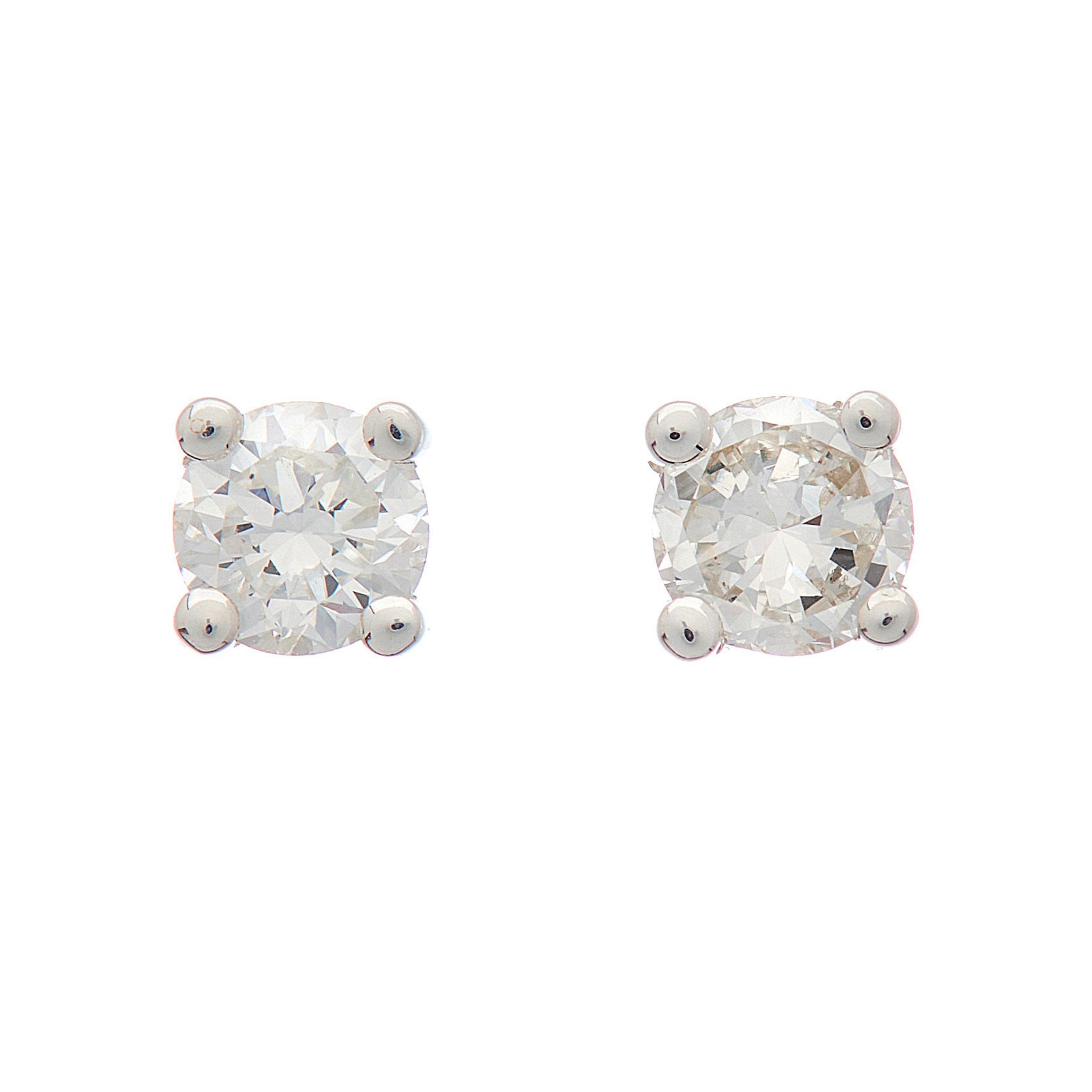 Null A pair of brilliant-cut diamond stud earrings, estimated total diamond weig&hellip;