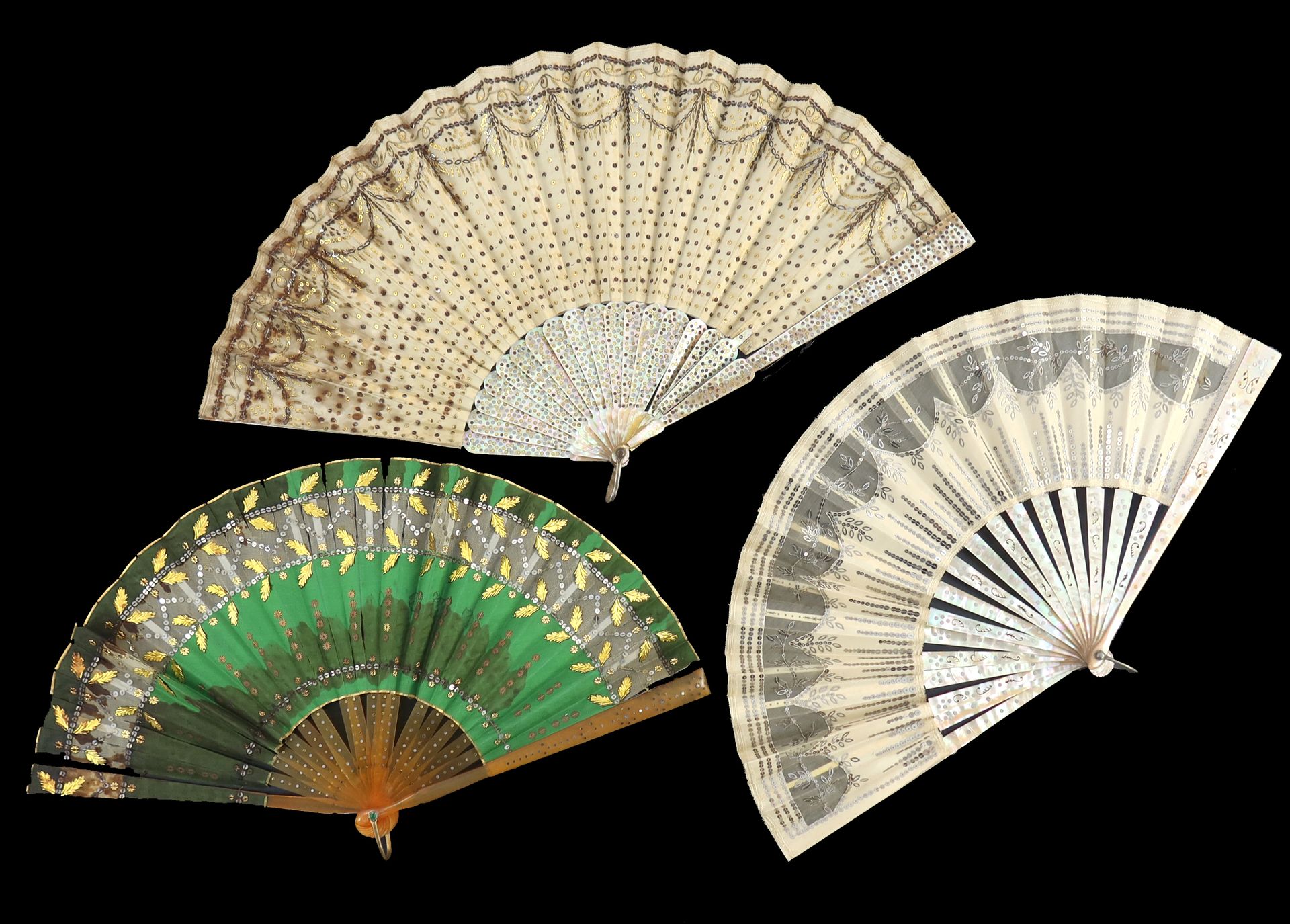Null Three decorative fans from 1900 to the 1920’s, including an emerald green s&hellip;