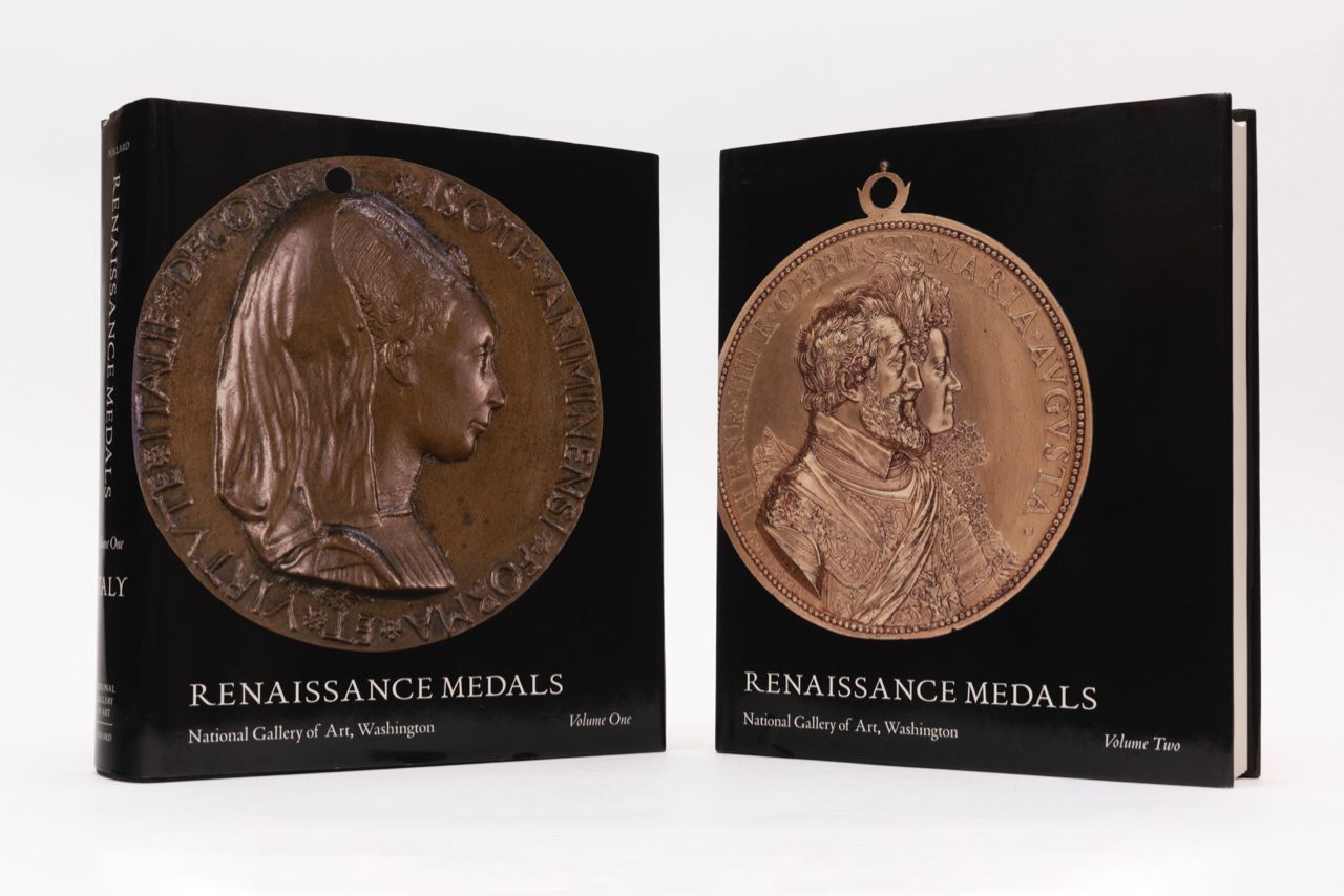 Null 
George Francis HILL / GRAHAM POLLARD - Colección de 2 libros sobre medalla&hellip;