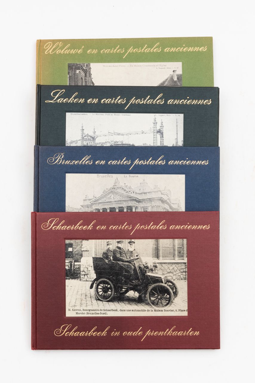 Null 
«EN CARTES POSTALES ANCIENNES = IN OUDE PRENTKAARTEN». Ensemble 18 volumes&hellip;