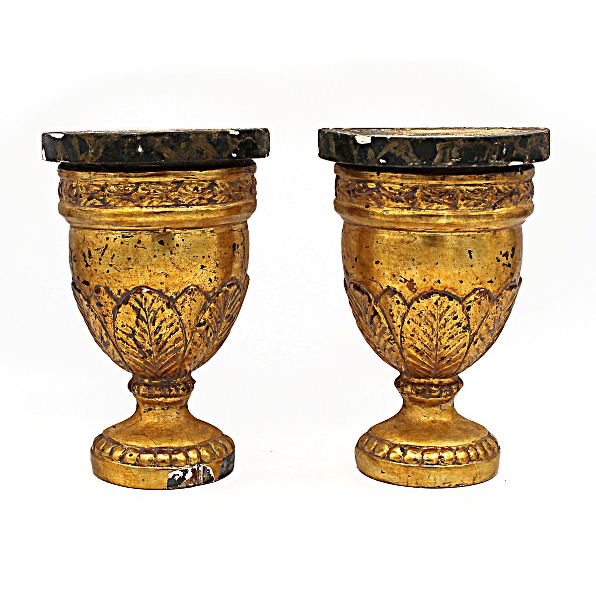 COPPIA DI MENSOLE - COUPLE OF SHELVES Madera tallada y dorada. Sicilia. Siglo XI&hellip;