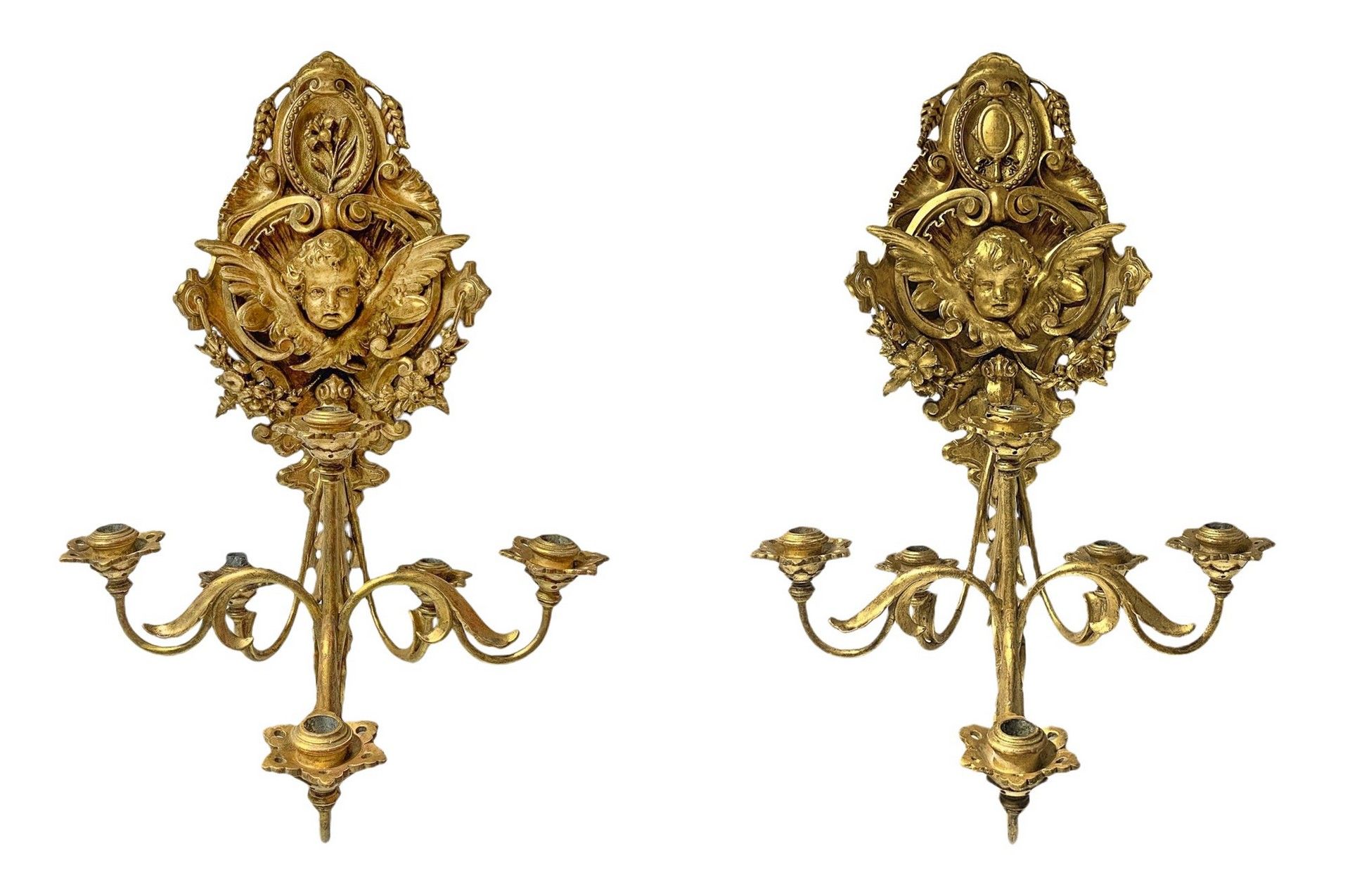 Null Paire de chandeliers à six lumières, Fin du XVIIIe siècle Profondeur 55 cm.&hellip;