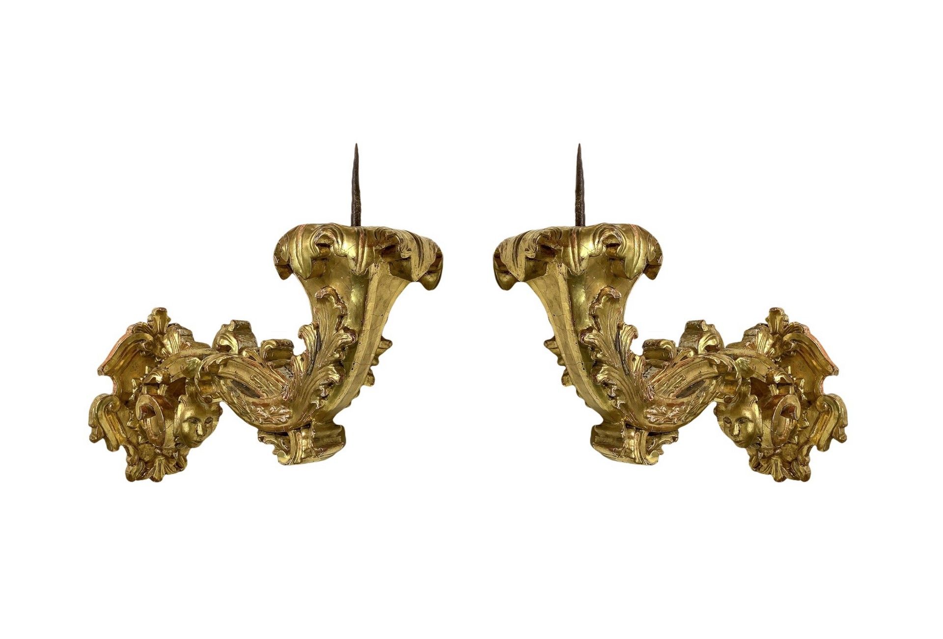 Null Par de brazos en madera dorada , siglo XVIII / XIX b 30x35cm, longitud 65cm
