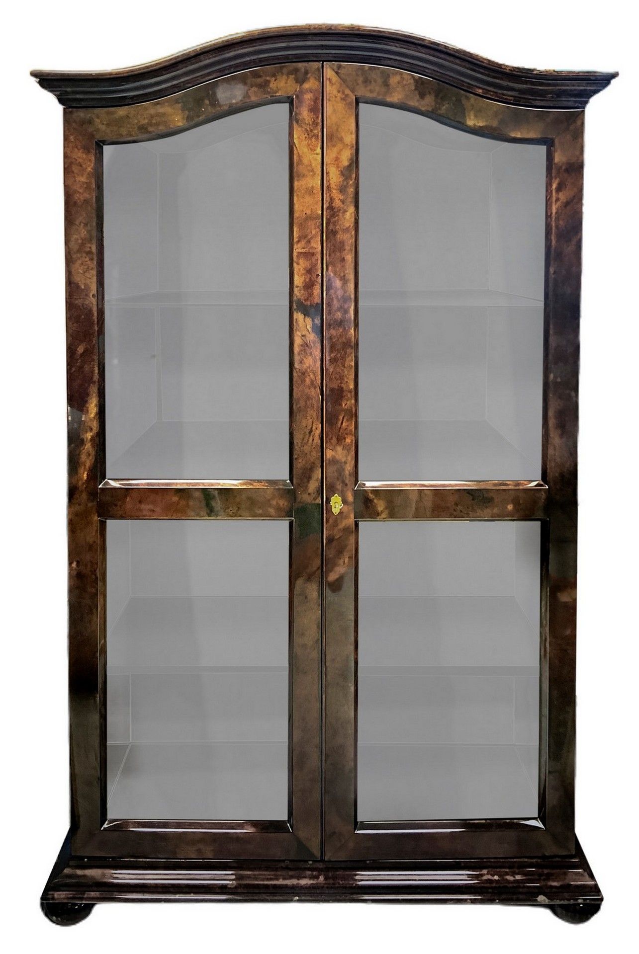 Tura, Aldo Vitrine ouverte avec structure en bois. Couverture en parchemin acryl&hellip;