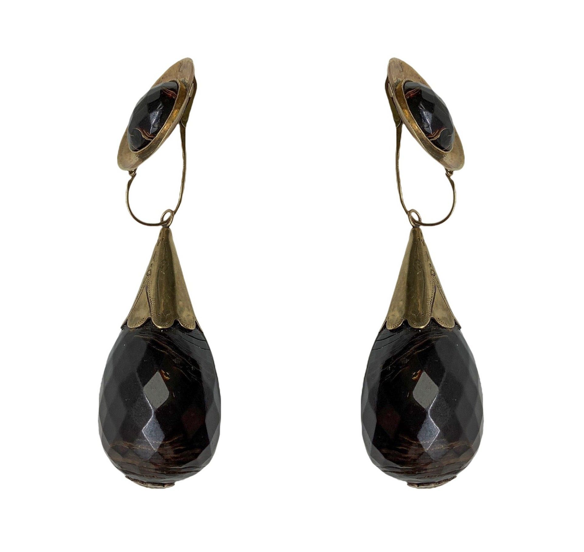 Null Boucles d'oreilles pendantes anciennes en or rouge et ambre facetté de Sime&hellip;
