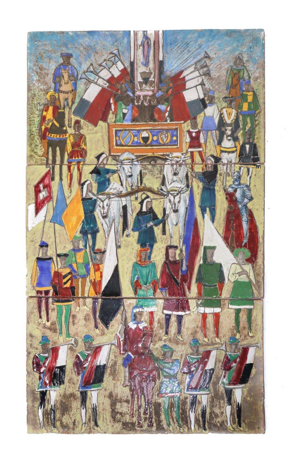 Null 托斯卡纳赤土陶器，20世纪中叶 74厘米 x 43厘米 描绘了锡耶纳的帕里奥和穿着历史服装的队伍，在坎波广场上用牛拉着的带有圣母像的车。由三件作品组成