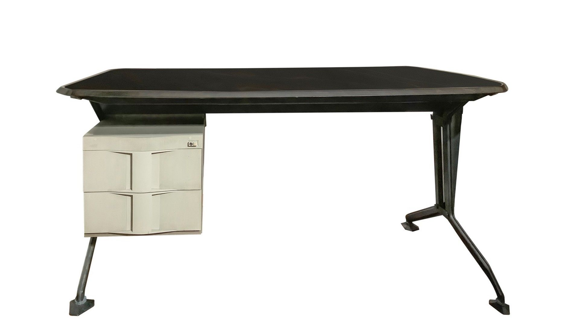 Disegno B.B.P.R Produzione Olivetti 合成模型金属书桌 h 79 cm x 160 cm top, d 79 cm 漆成黑色阴&hellip;