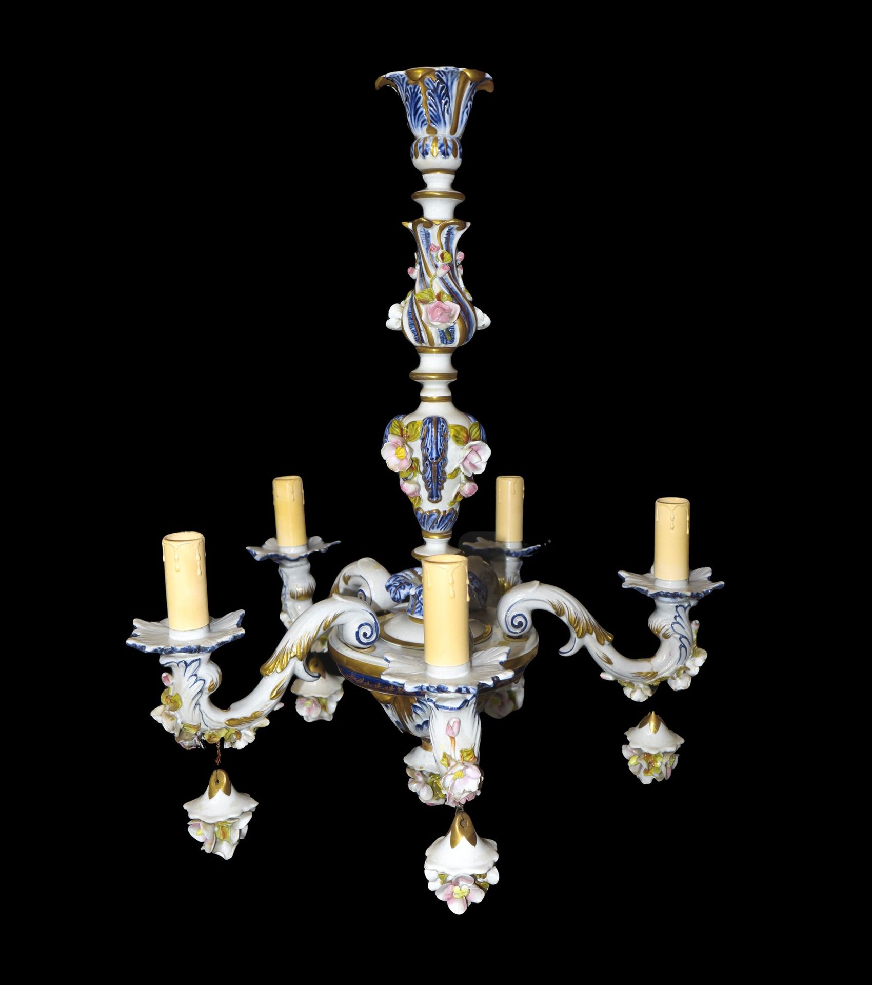 CAPODIMONTE 5 lights chandelier , 20th century h 55 cm x 45 cm Present restorati&hellip;