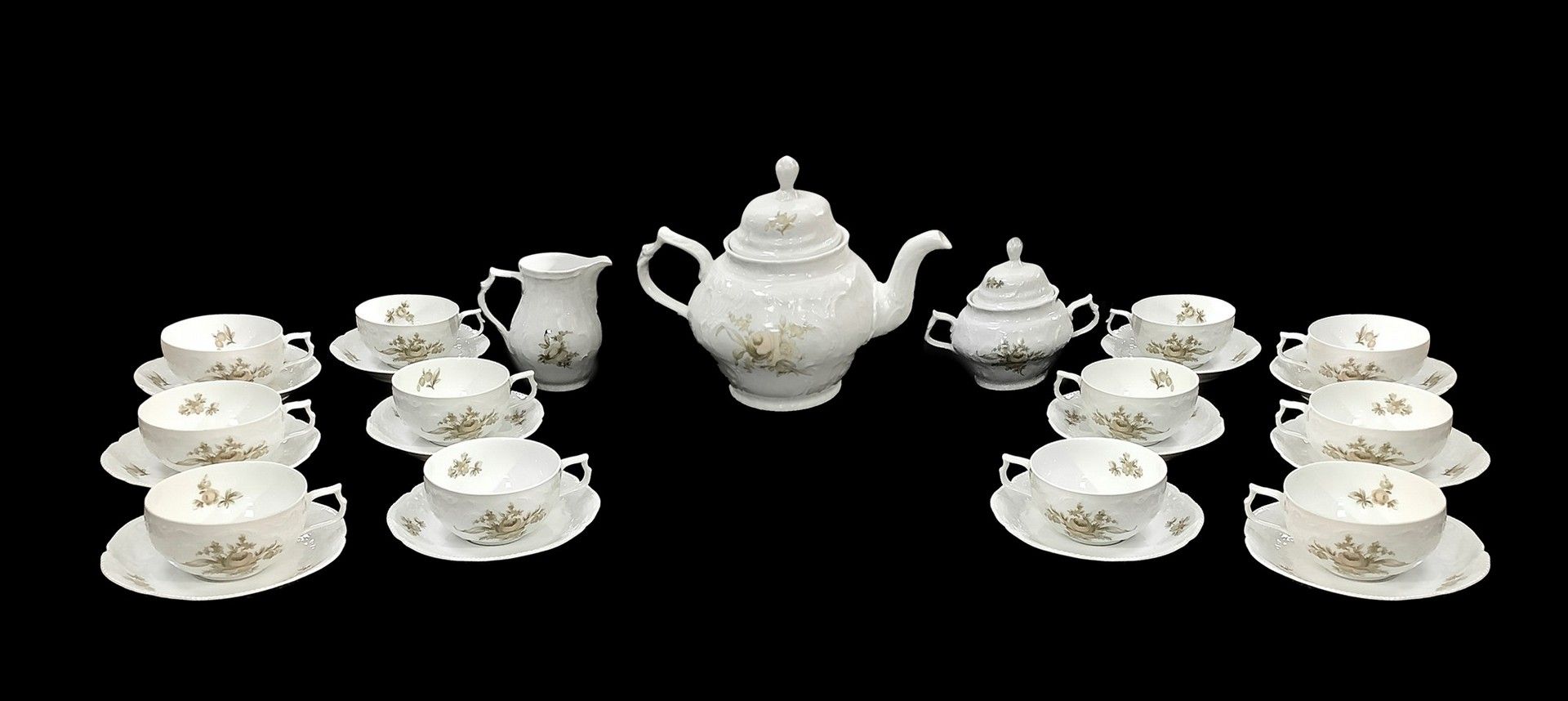 Rosenthal Rosenthal (1879) - Sanssouci茶具 'Brown Rose', 60年代 由12个杯子和茶托、茶壶、牛奶壶和糖碗组&hellip;