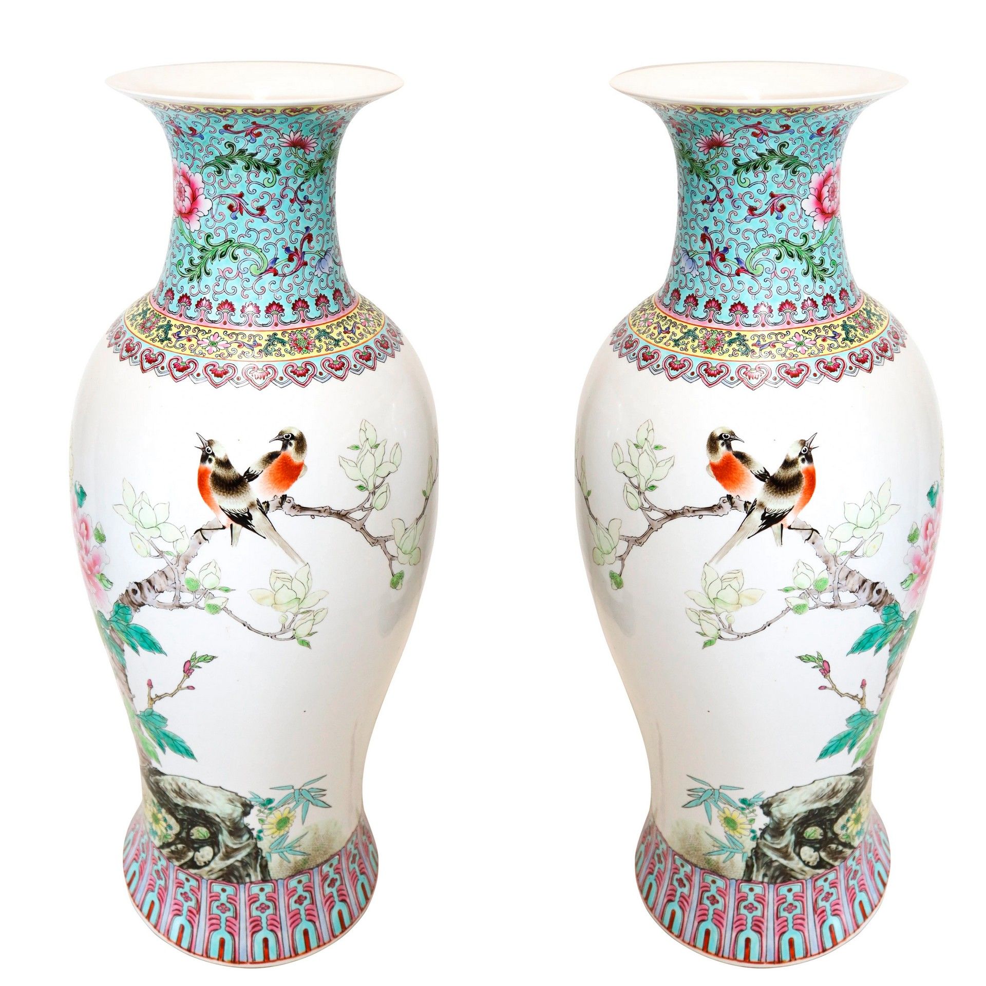 Null Coppia di grandi vasi cinesi H cm 62, bocca cm 20 Su base bianca con decora&hellip;