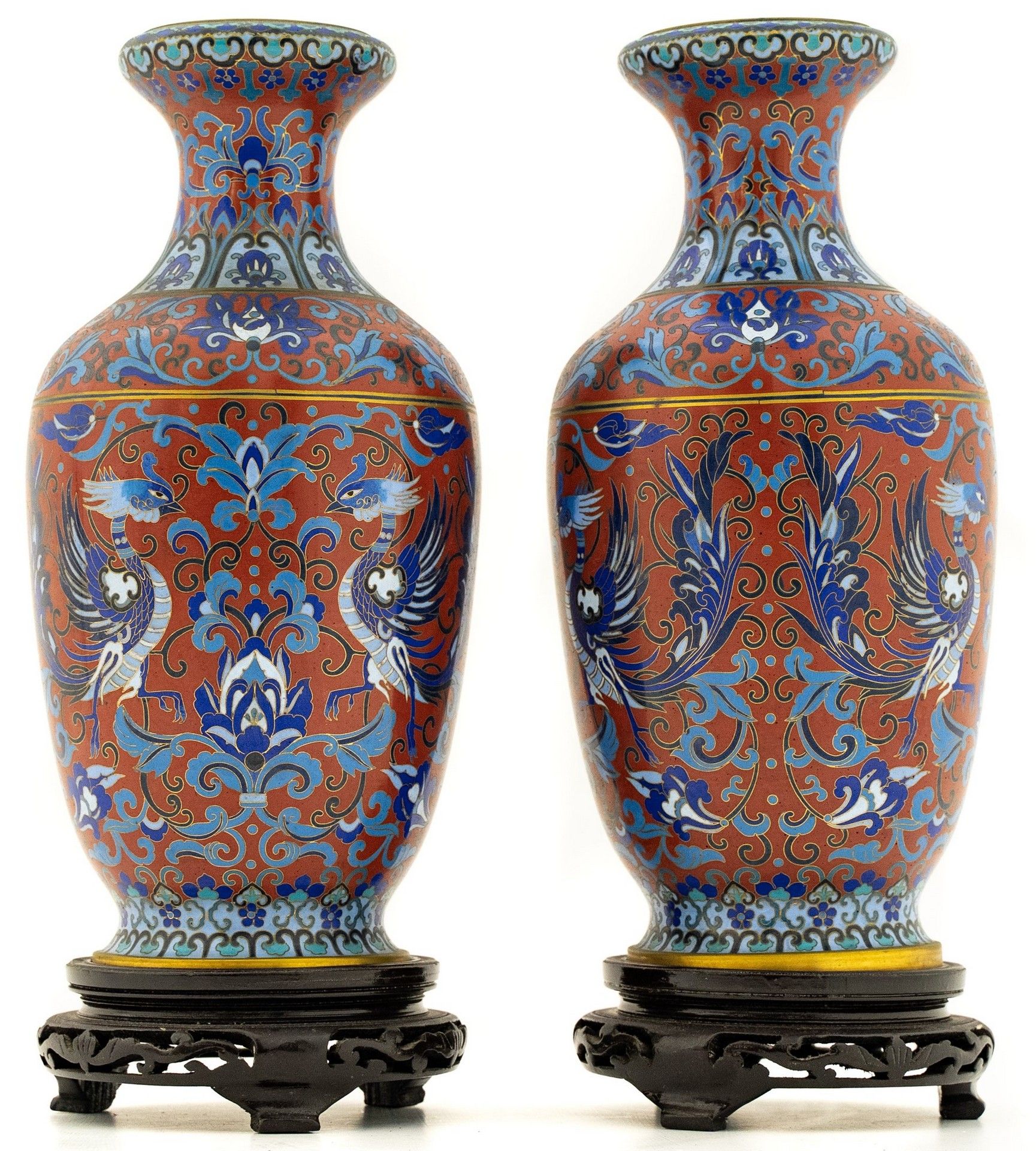 Null Paar chinesische Vasen, 20. Jahrhundert Sockel H cm 35 Porzellan
