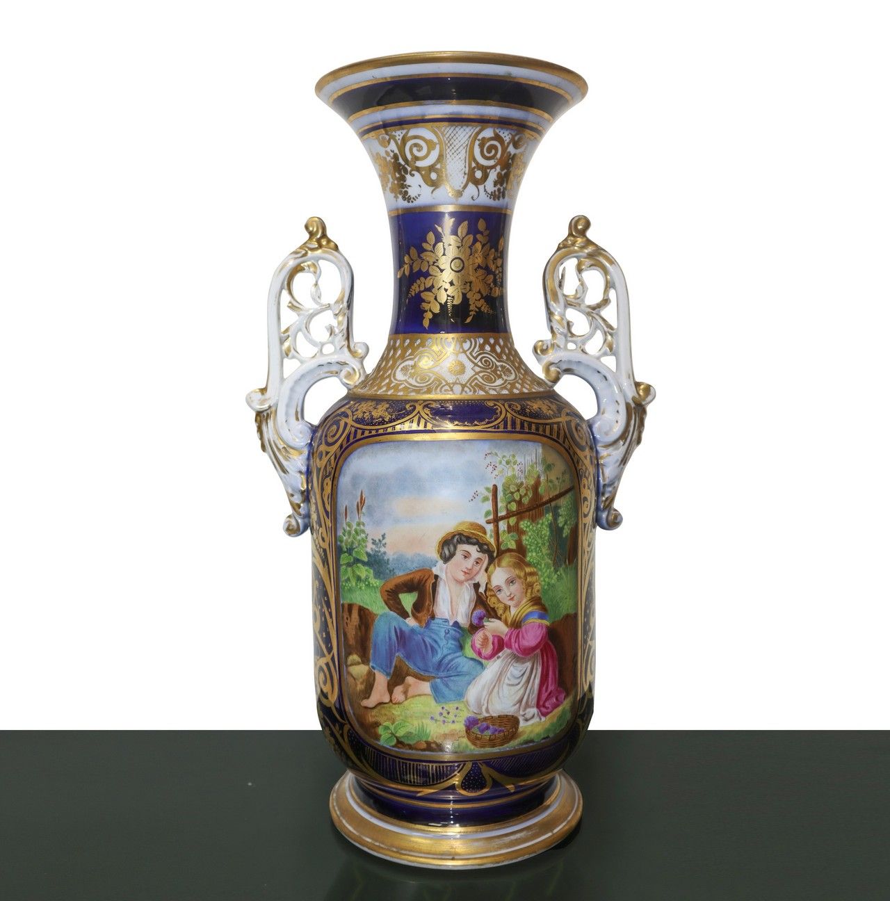 Null Vase bleu à décor floral H cm 50 Ancienne France. Ancienne France.