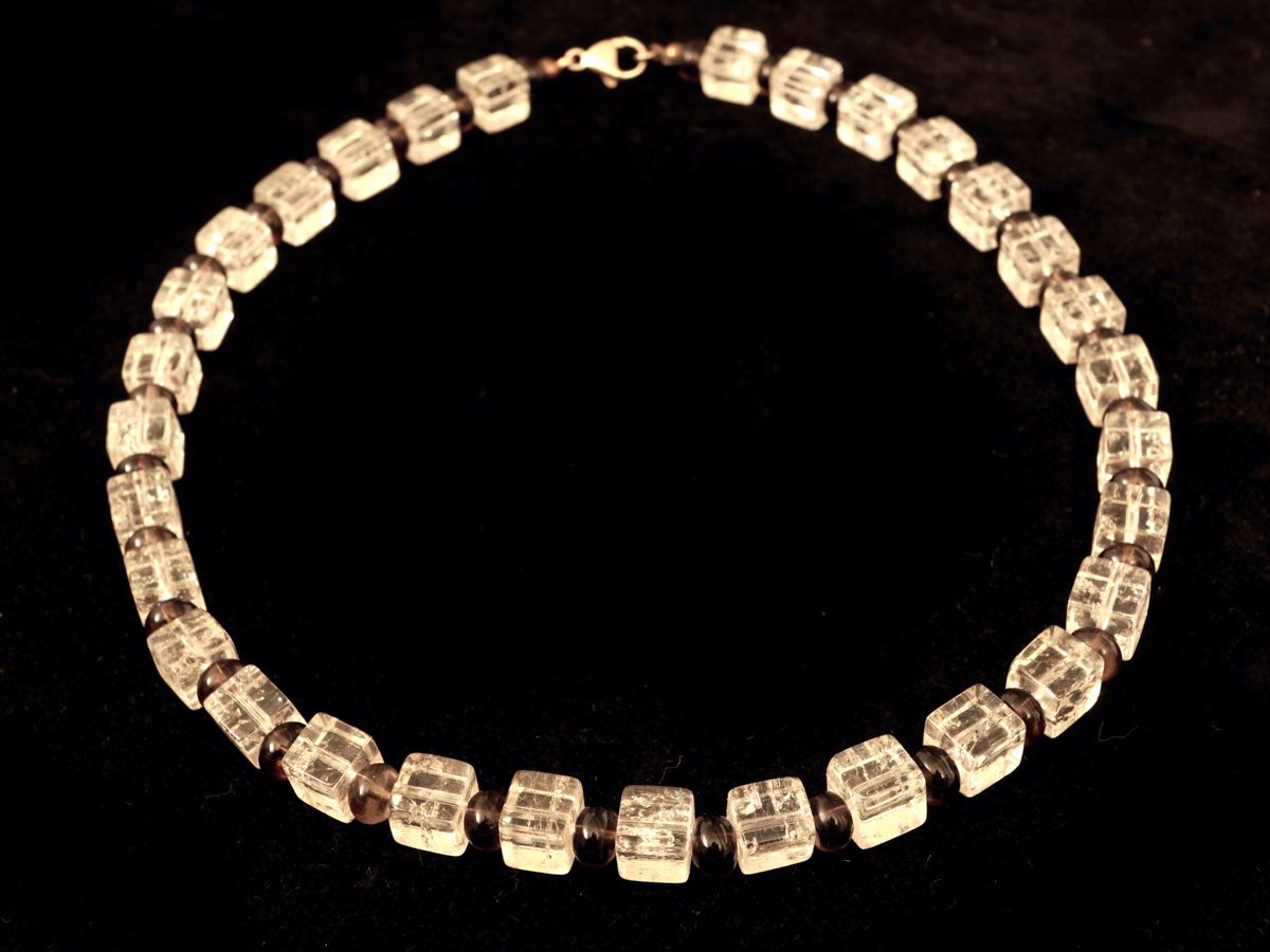 Null Collier de perles carrées en cristal de roche, ,les petites pièces interméd&hellip;