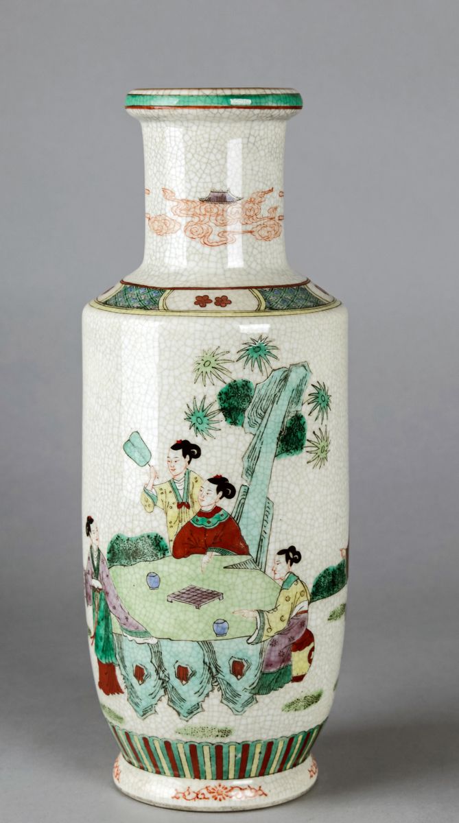 Null Chine, vase, vers 1900, époque Guangxu (1857-1908), de forme balustre à col&hellip;