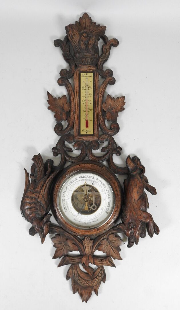 Null Barometer thermometer in carved wood decorated with a dog's head in the top&hellip;