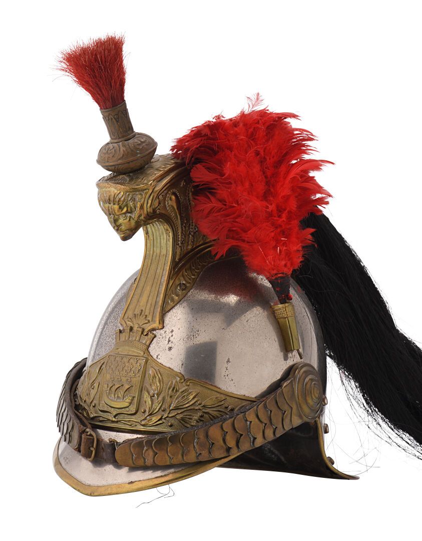 Null 法国，第三共和国（1870-1940）。

共和国卫队马背上的头盔，型号为1876年。

模型佩戴到1907年，届时荣誉军团归属于巴黎市，并将出现在巴&hellip;