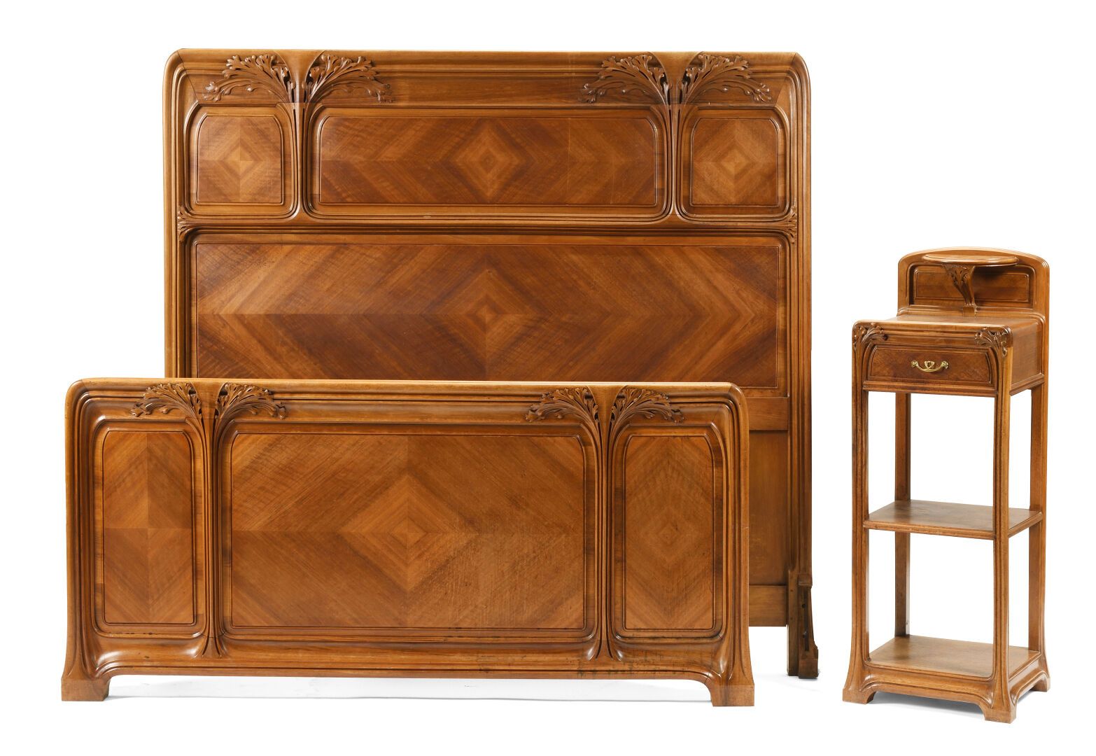 Null Louis MAJORELLE (1859-1926).
Mahogany and mahogany veneer bedroom furniture&hellip;