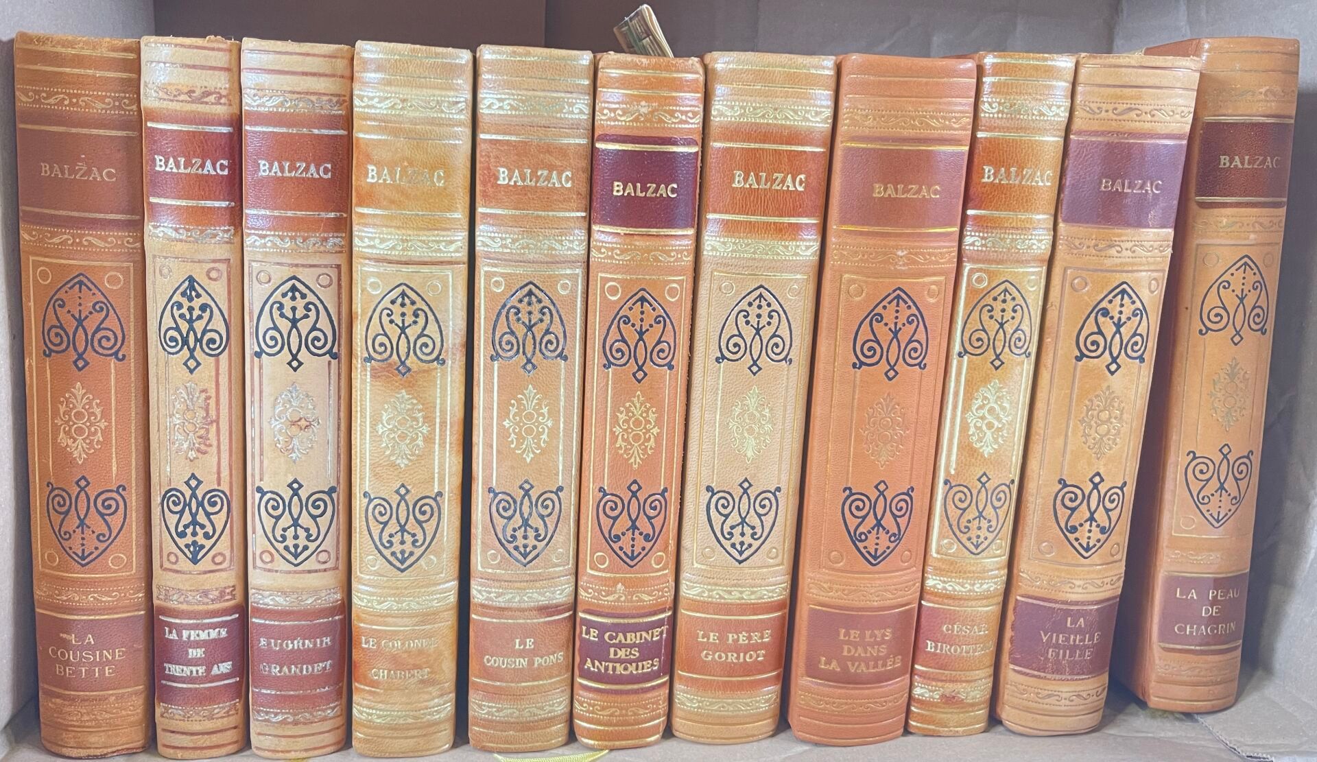 Null Honoré de Balzac, 11 volumes aux éditions Garnier. 
Paris, Garnier, 1950-19&hellip;