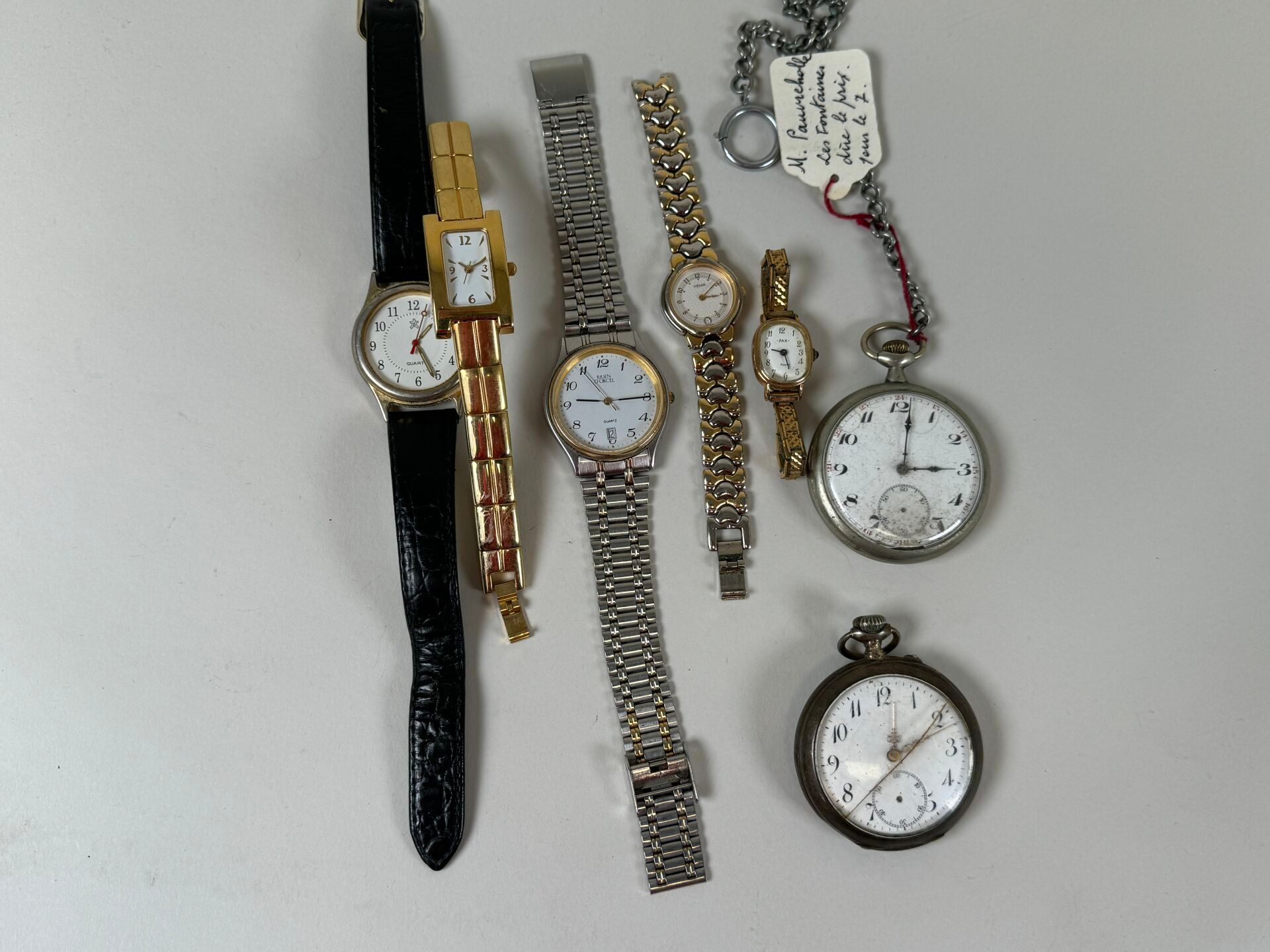 Null Lot comprenant cinq montres-bracelets d'homme et de dame et deux montres de&hellip;