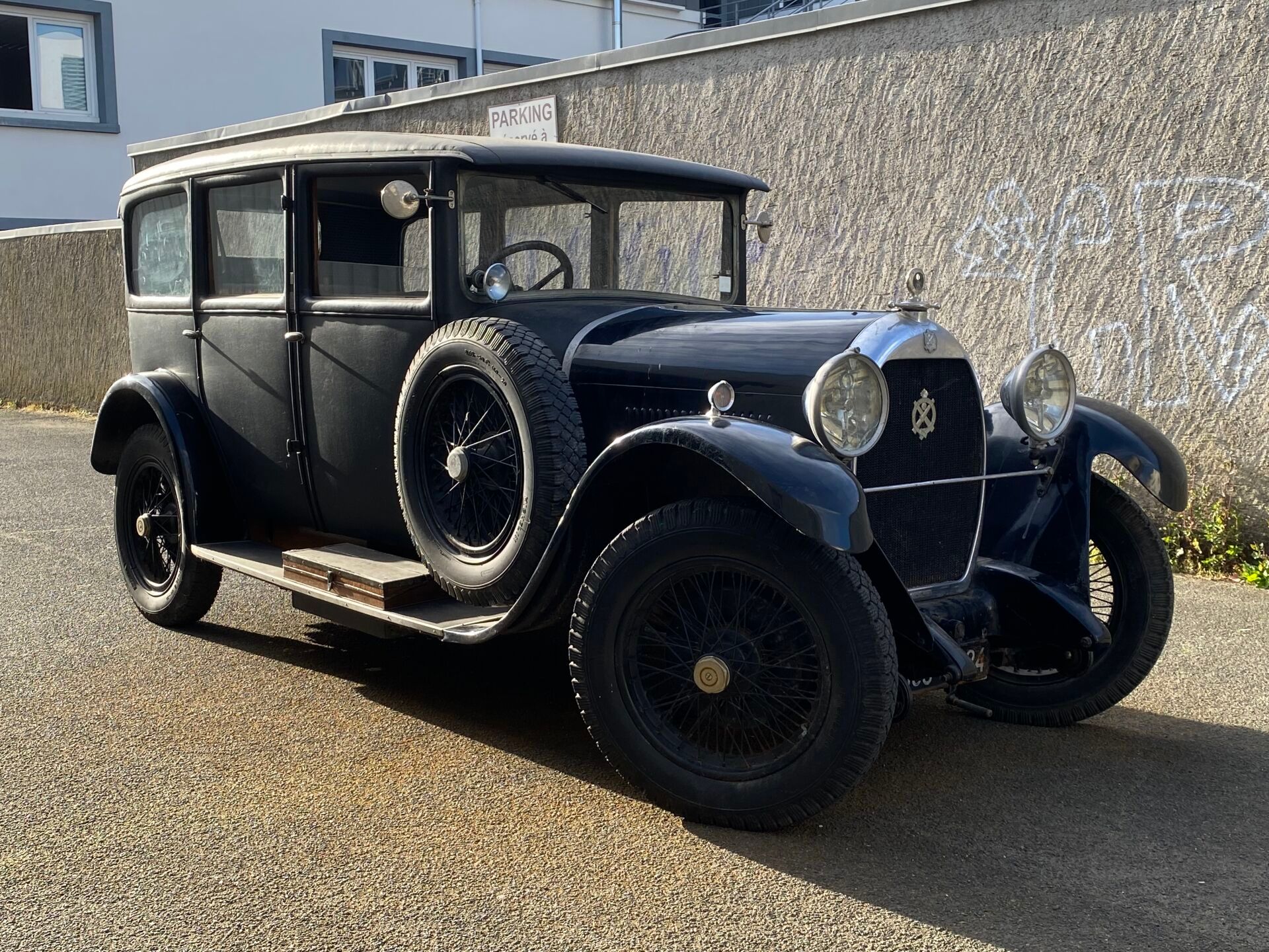 Null HOTCHKISS AM2 Limousine 6 Spiegel, CGN weiche Karosserie Typ WHEYMAN.
1929
&hellip;