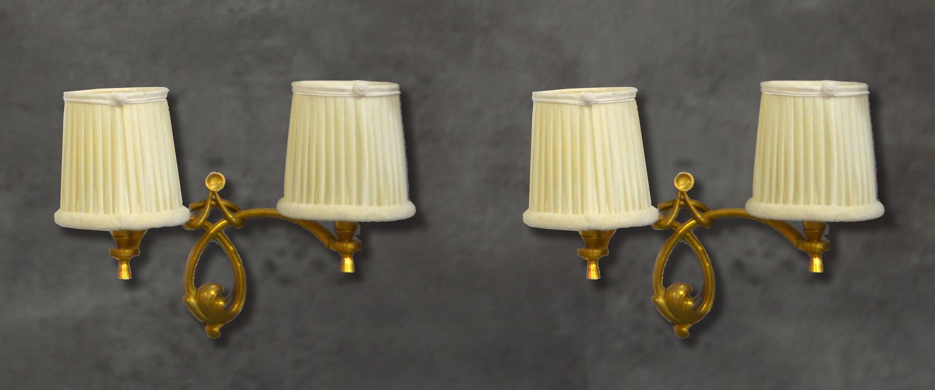 Jules LELEU 
A pair of two arms sconces. Gilt bronze. 
In the taste of Jules Lel&hellip;