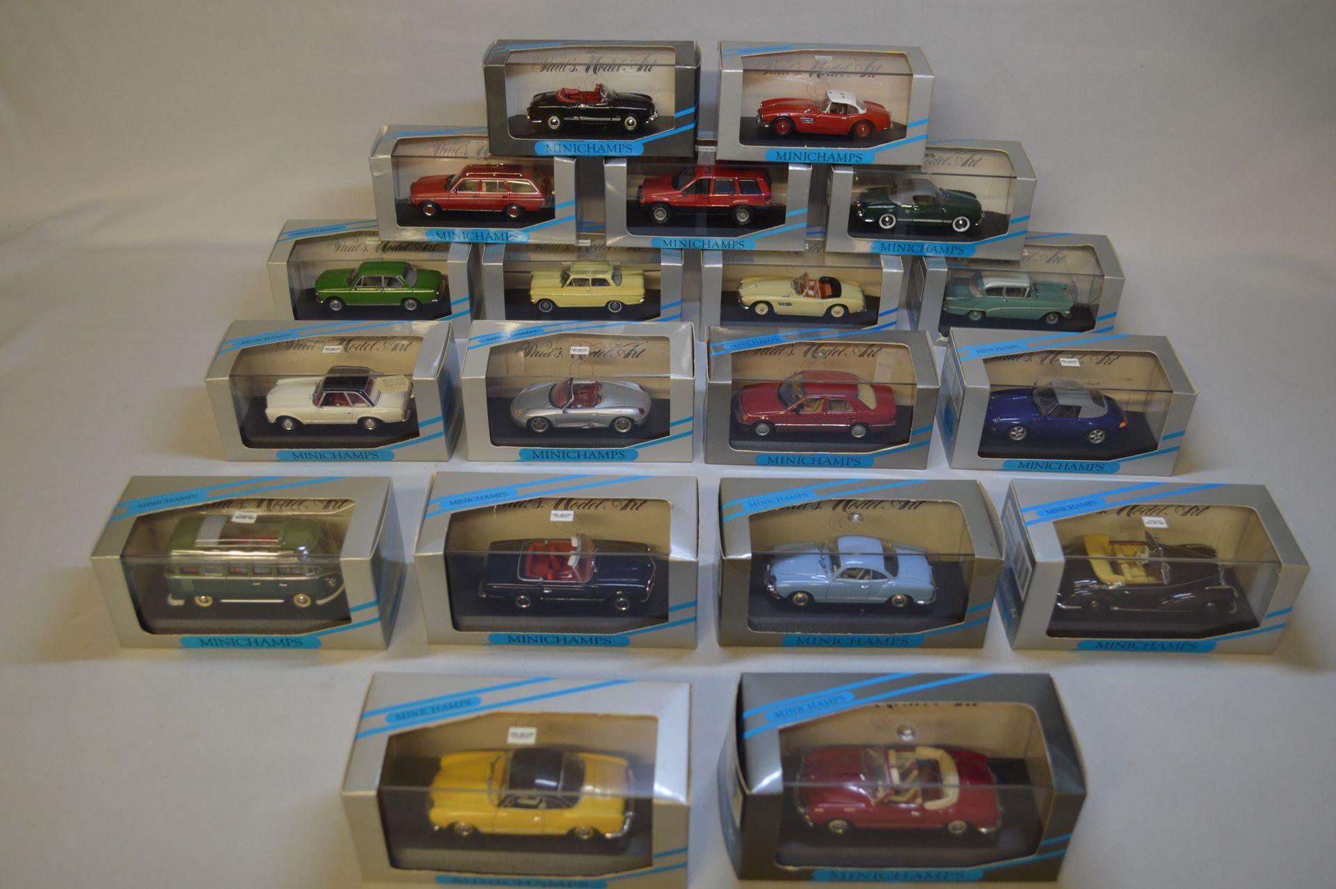 Null Collection of nineteen MINICHAMPS miniatures. Metal. 1 : 43. Including: Kar&hellip;
