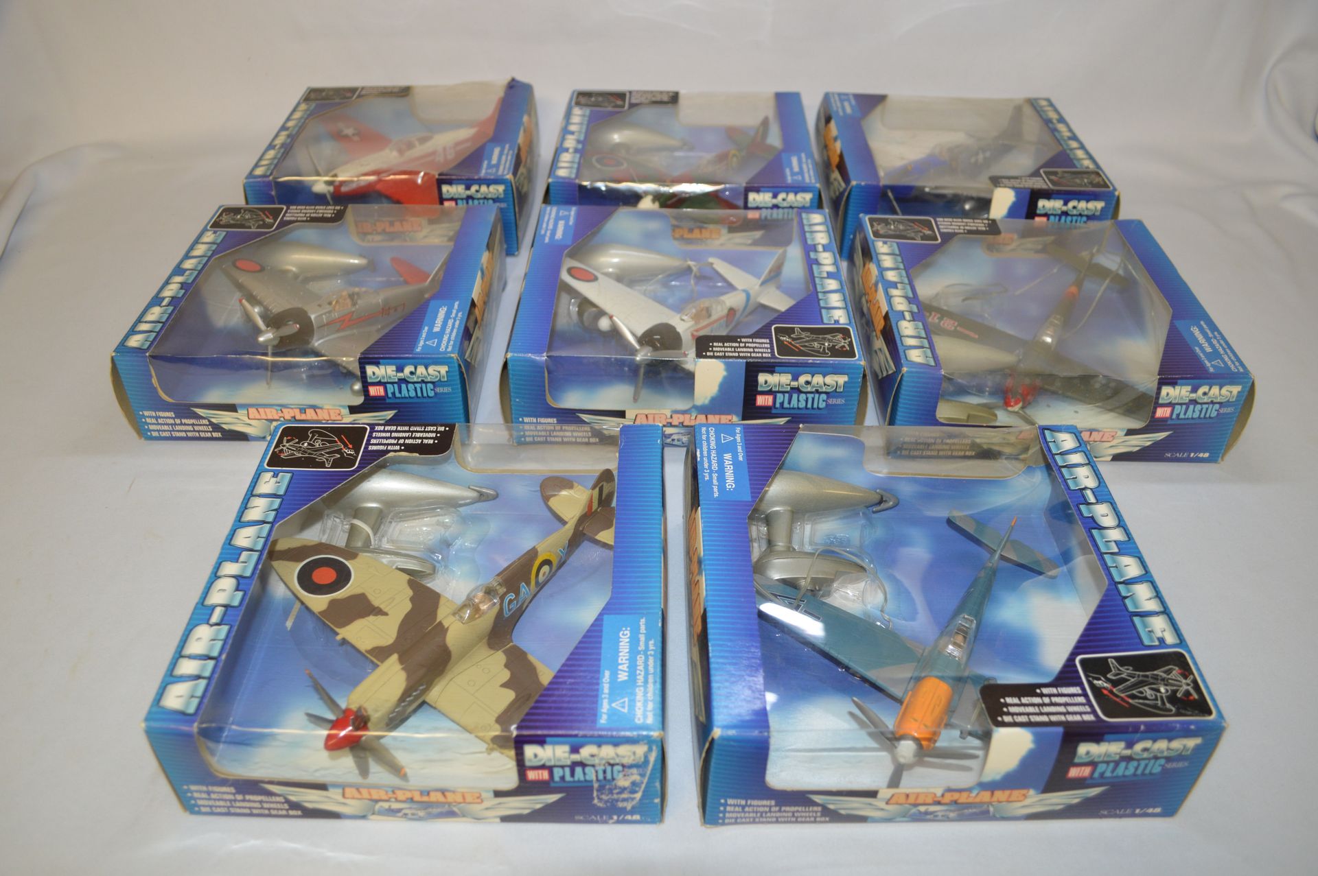 Null Very nice set of airplane models from TOY MARK : 



- AIR PLANE - DIE-CAST&hellip;