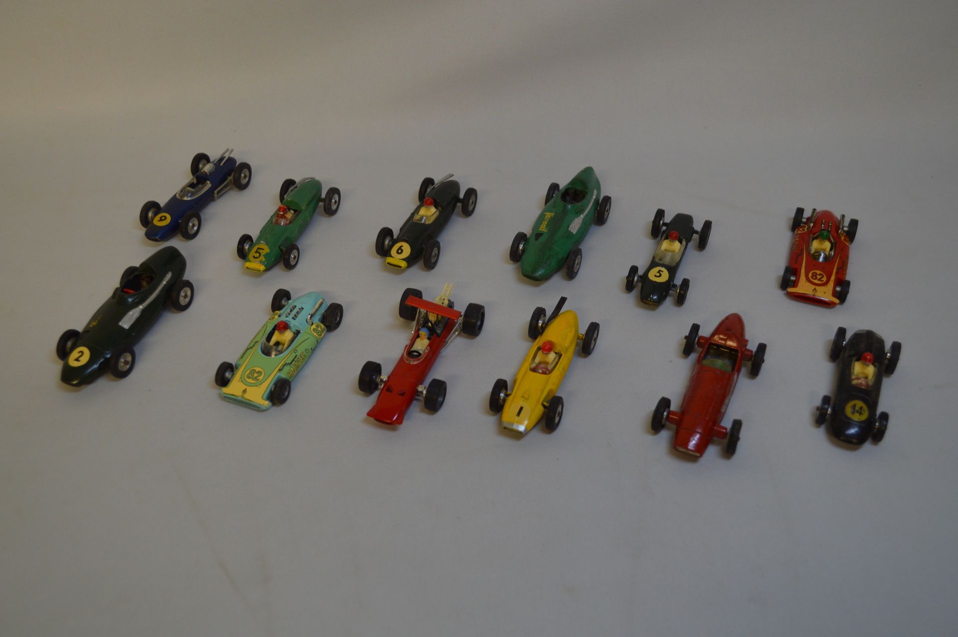 Null Very nice collection of SOLIDO miniatures - Racing cars. 1:43. Painted meta&hellip;