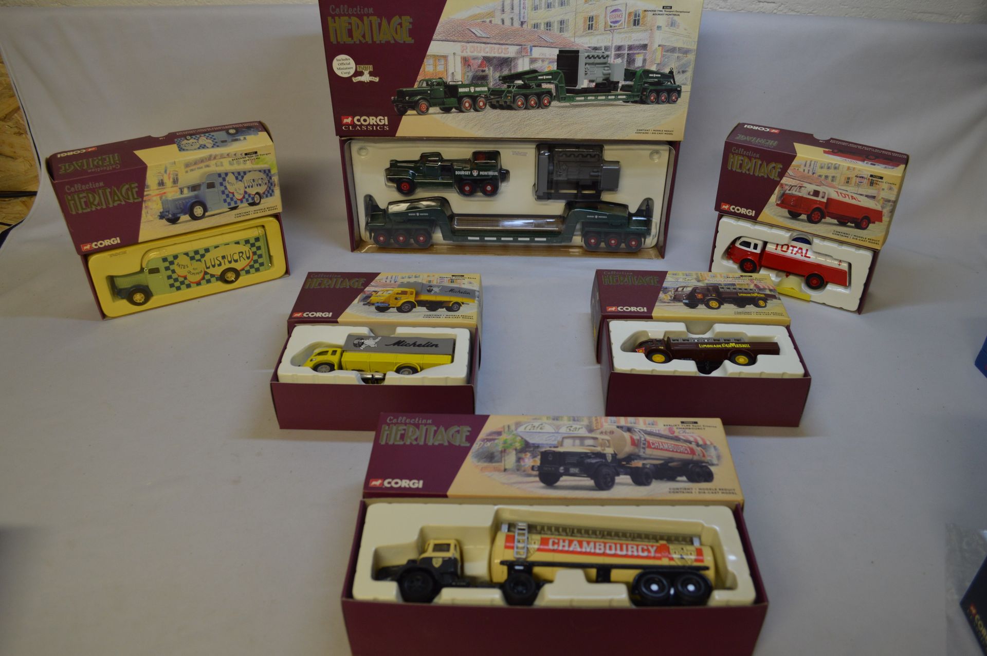 Null CORGI CLASSICS - Collection HERITAGE - Partie 1. 1 : 50. Ensemble de six mi&hellip;