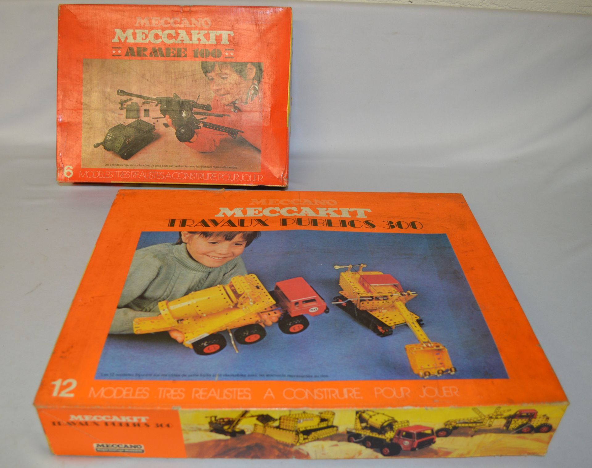 Null MECCANO. Metal and other. Set of two MECCANO - MECCAKIT models to build inc&hellip;