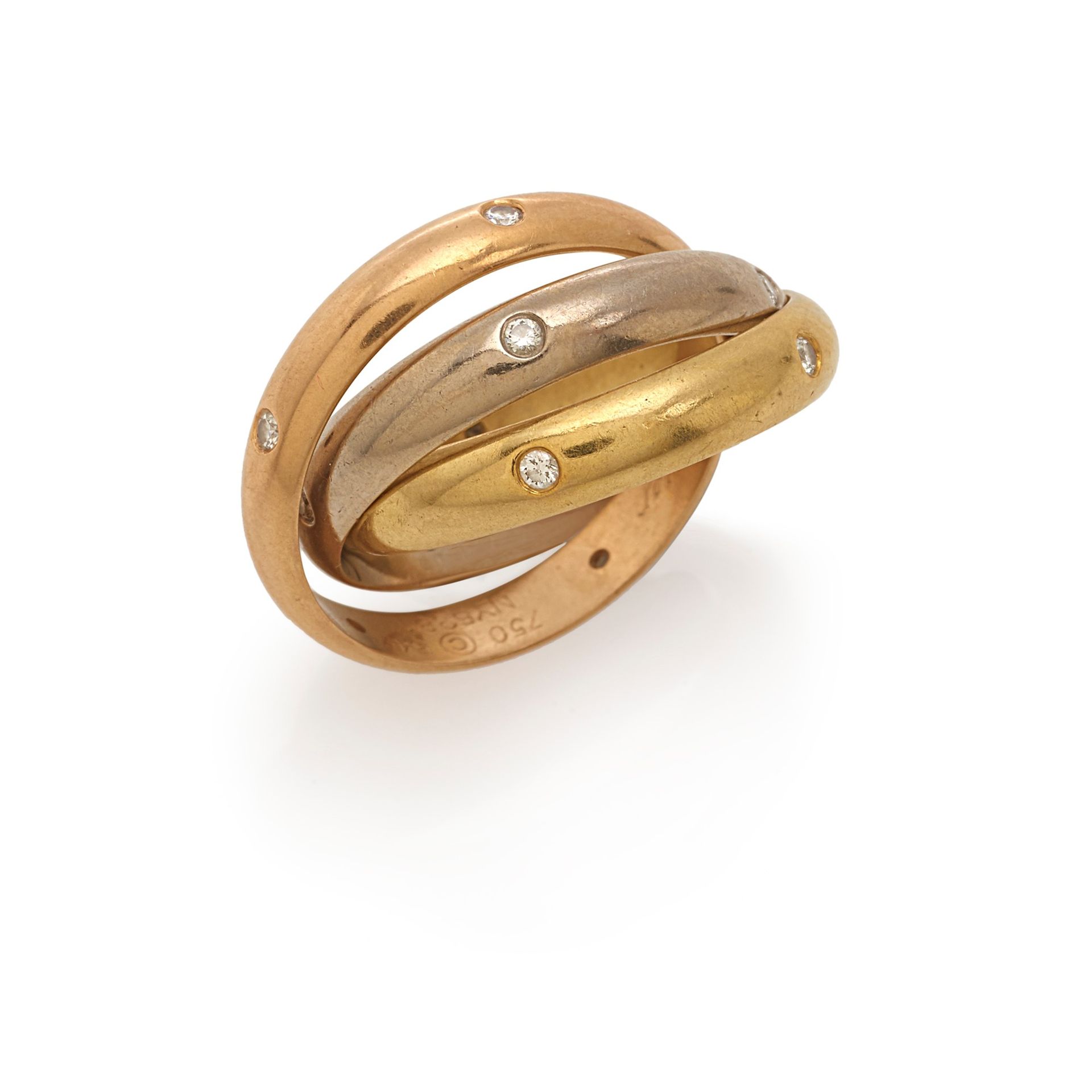 CARTIER 卡地亚 "三位一体 "戒指，18K黄金、红金和白金，明亮式切割钻石共约0.30克拉

尺寸15-54

重量11.53克

卡地亚 "三位一体 &hellip;