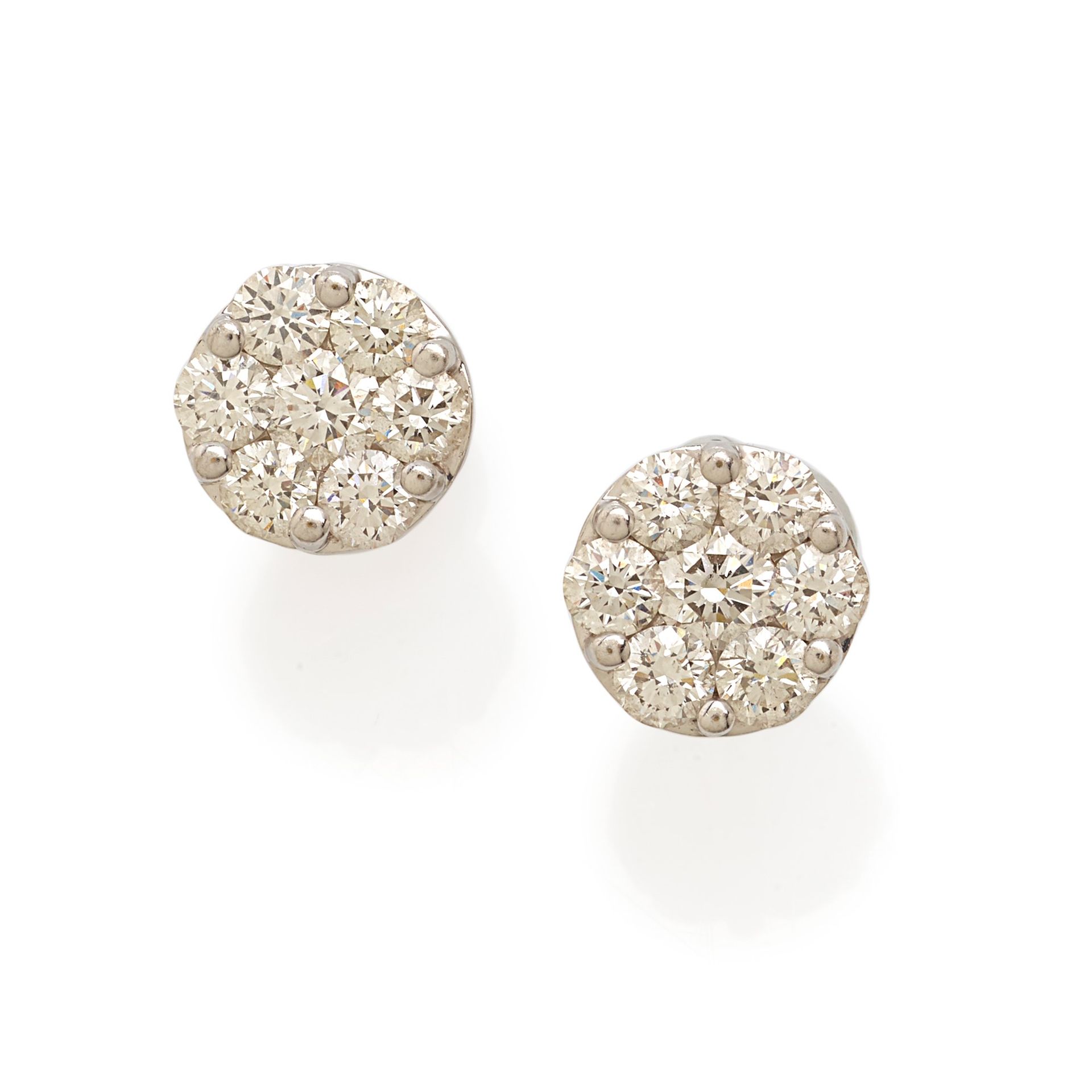 Null White gold and brilliant-cut diamond earrings with a total weight of about &hellip;
