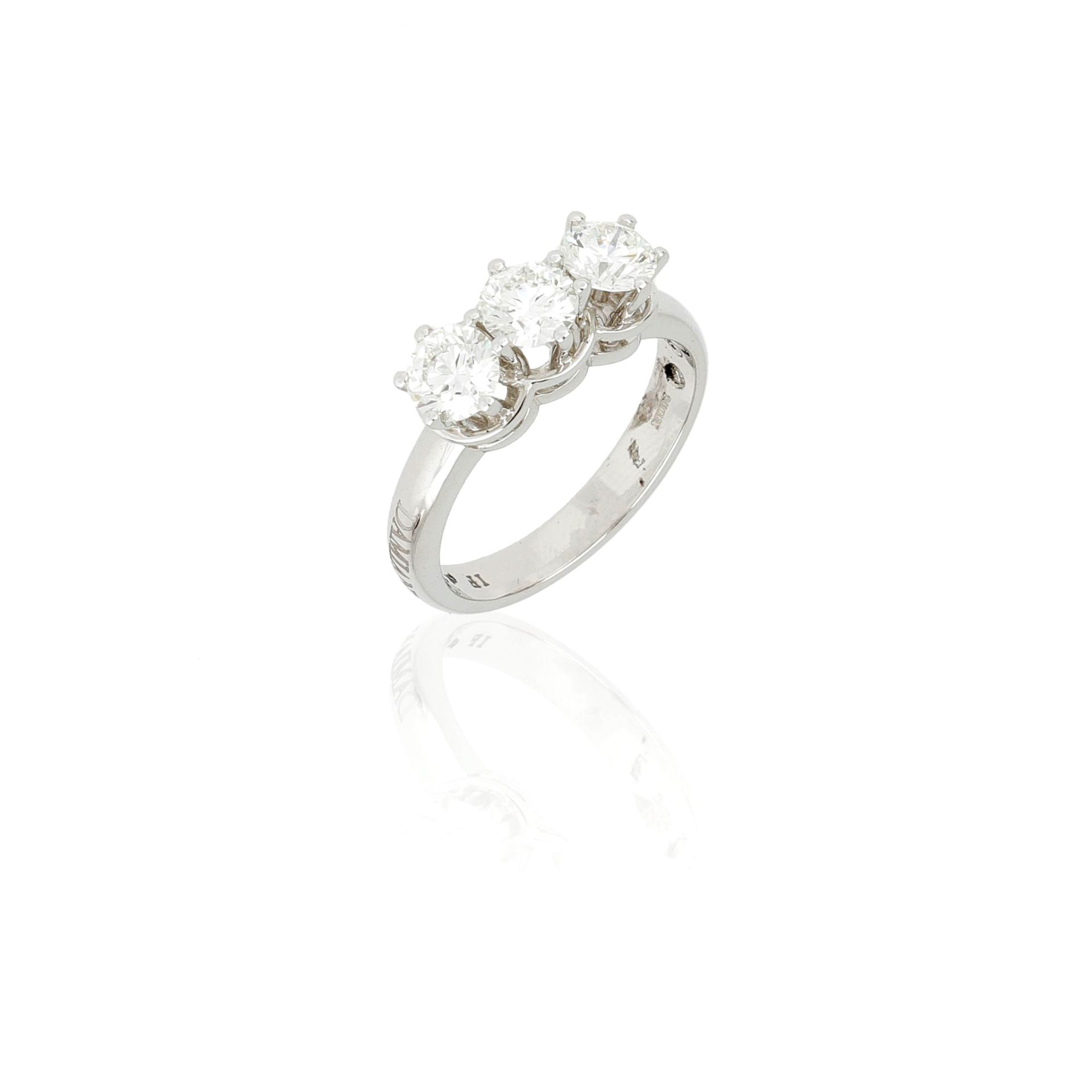 DAMIANI Damiani trilogy ring in white gold with diamonds totaling 1.50 ct : comp&hellip;