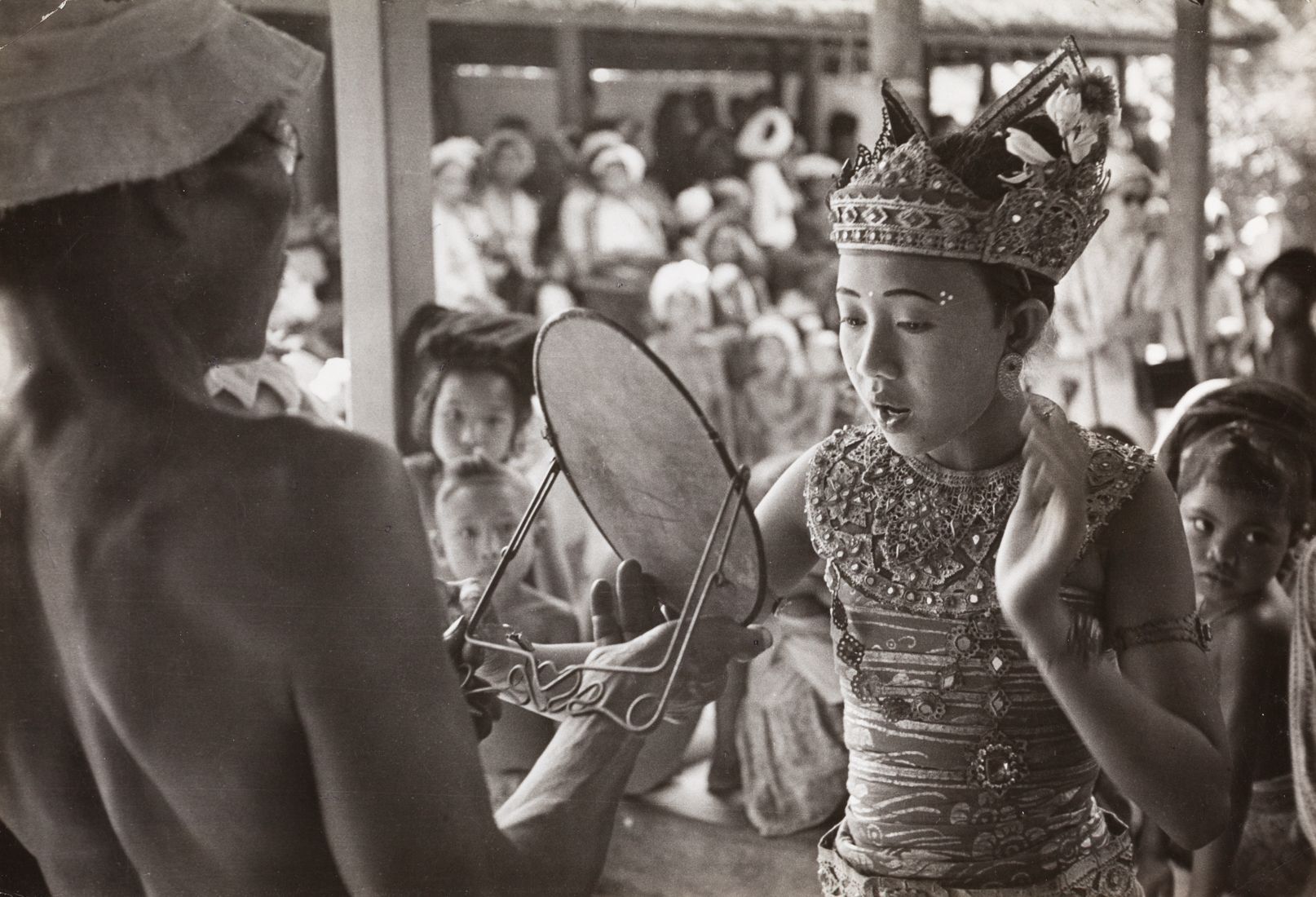 HENRI CARTIER-BRESSON (1908–2004) HENRI CARTIER-BRESSON (1908-2004) | 巴厘岛Legong舞&hellip;