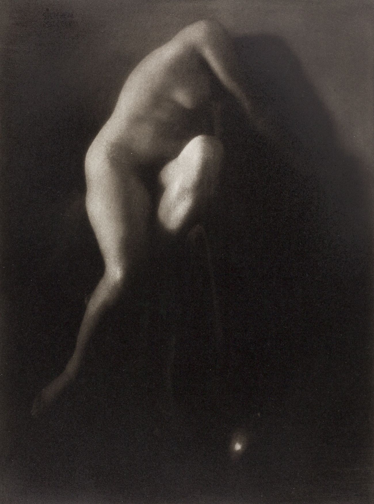 EDWARD STEICHEN (1879–1973) 
爱德华-史迪臣 (1879-1973)

纪念》，1902年

图片尺寸: 25,6 x 19,2 c&hellip;